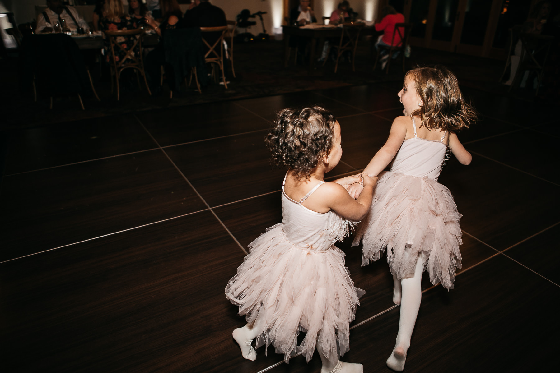 yosemite-rush-creek-fall-wedding-goldendoodle-112