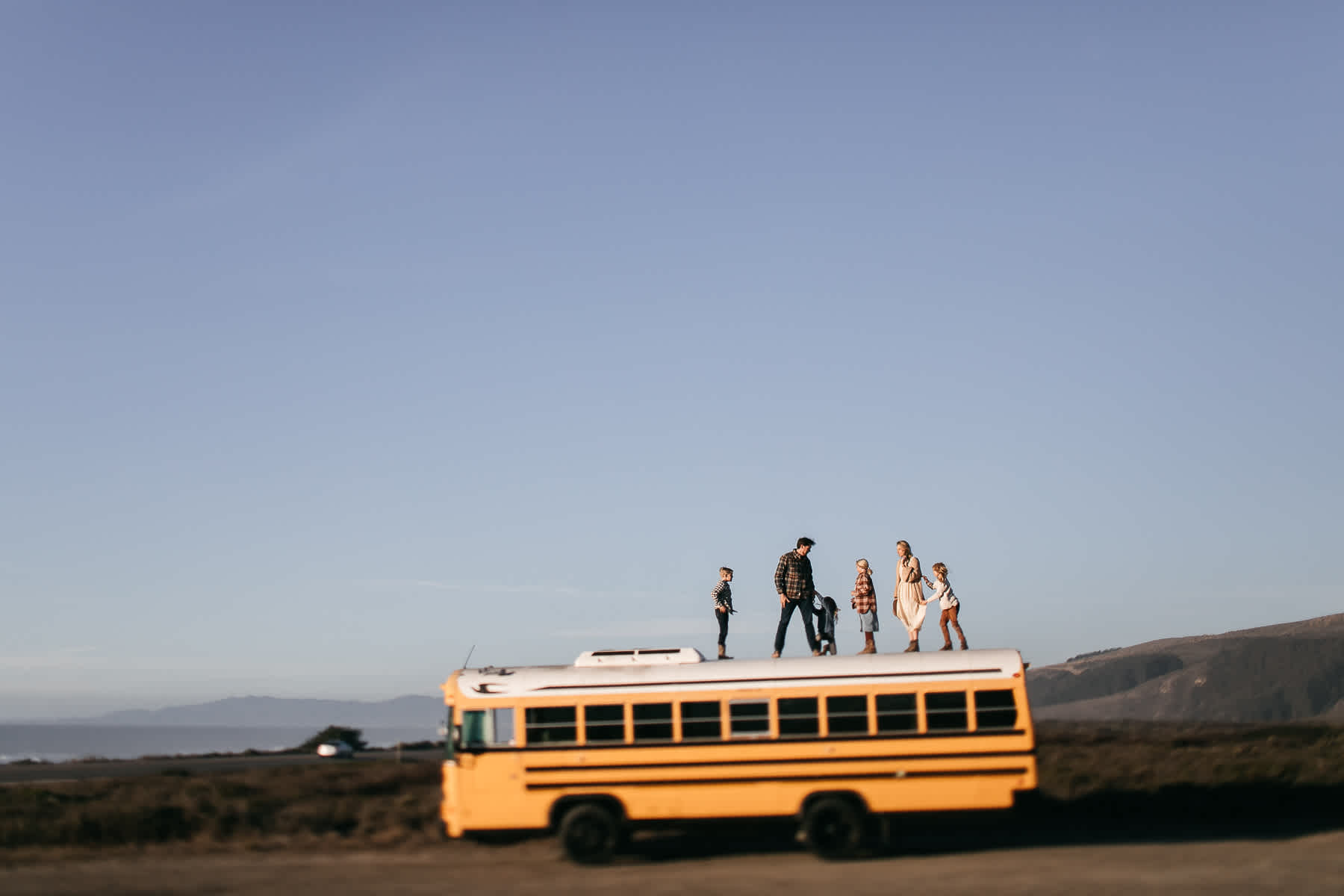 pescadero-beach-school-bus-lifestyle-sunset-family-session-5