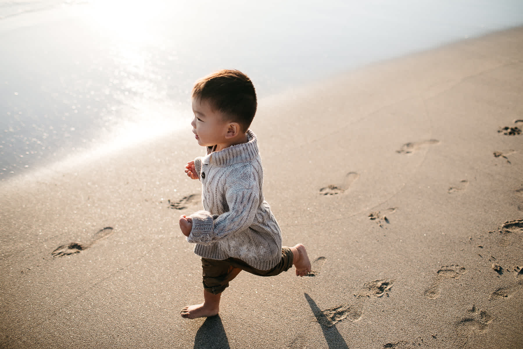 Half-moon-bay-beachy-sunset-lifestyle-family-session-21