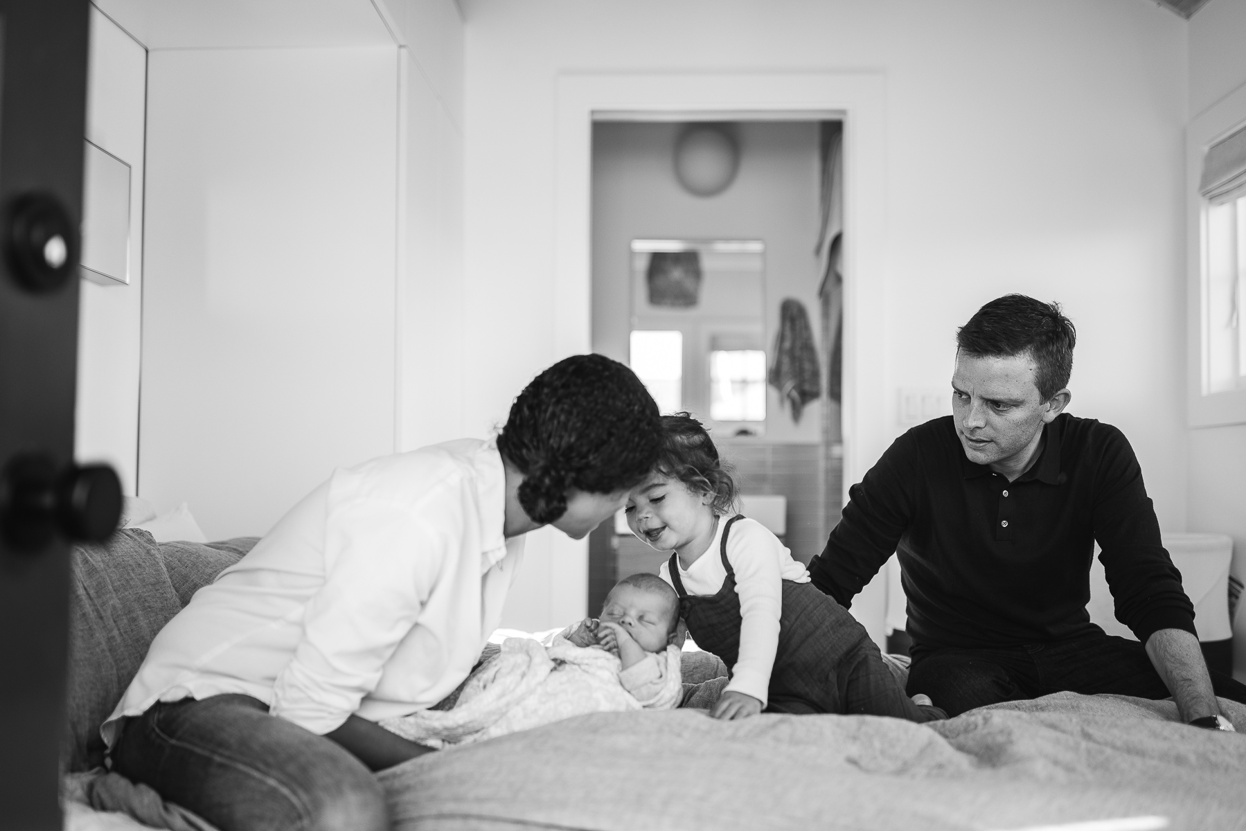 lifestyle-newborn-session-sf-second-child-30