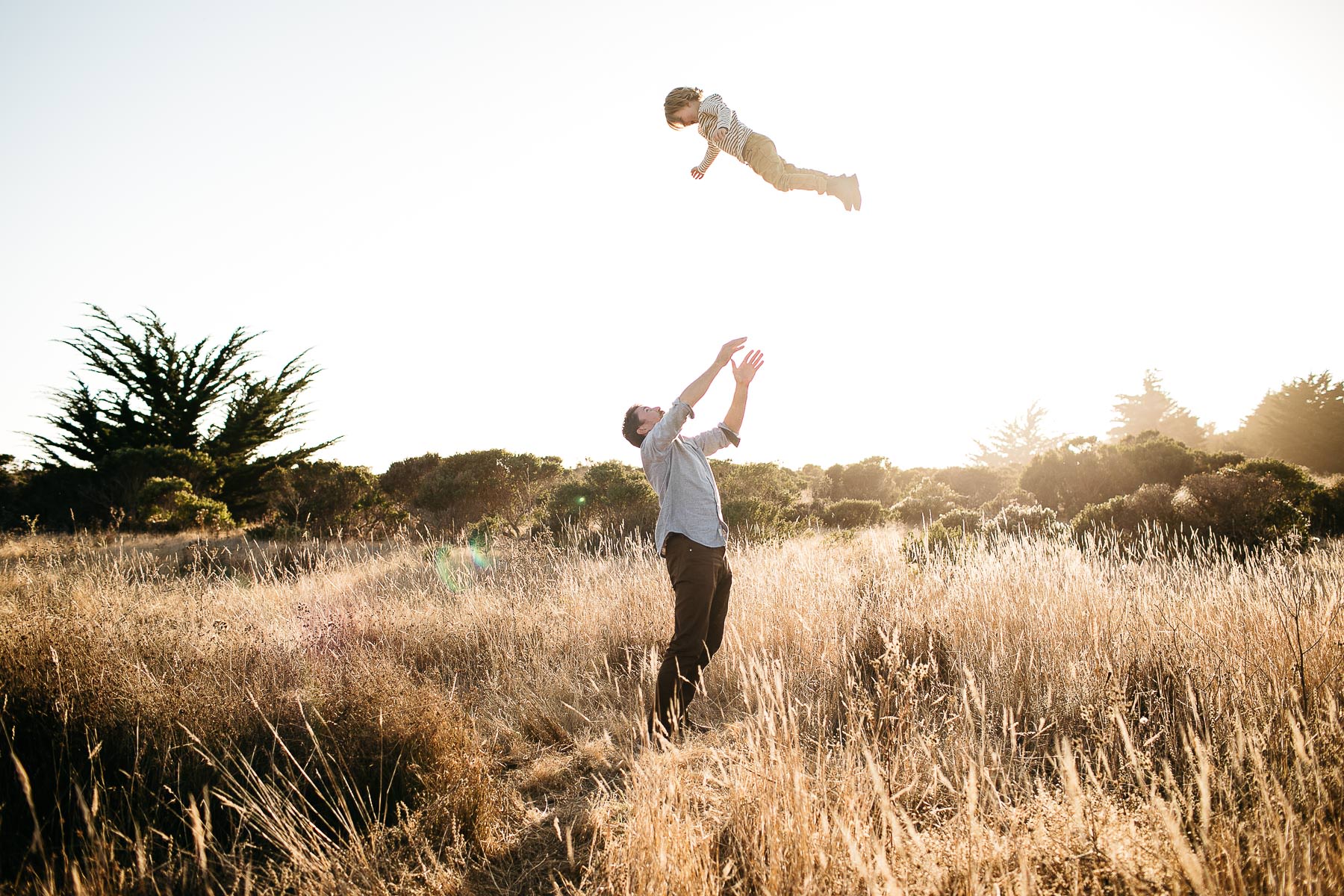 half-moon-bay-golden-cliffside-family-session-15