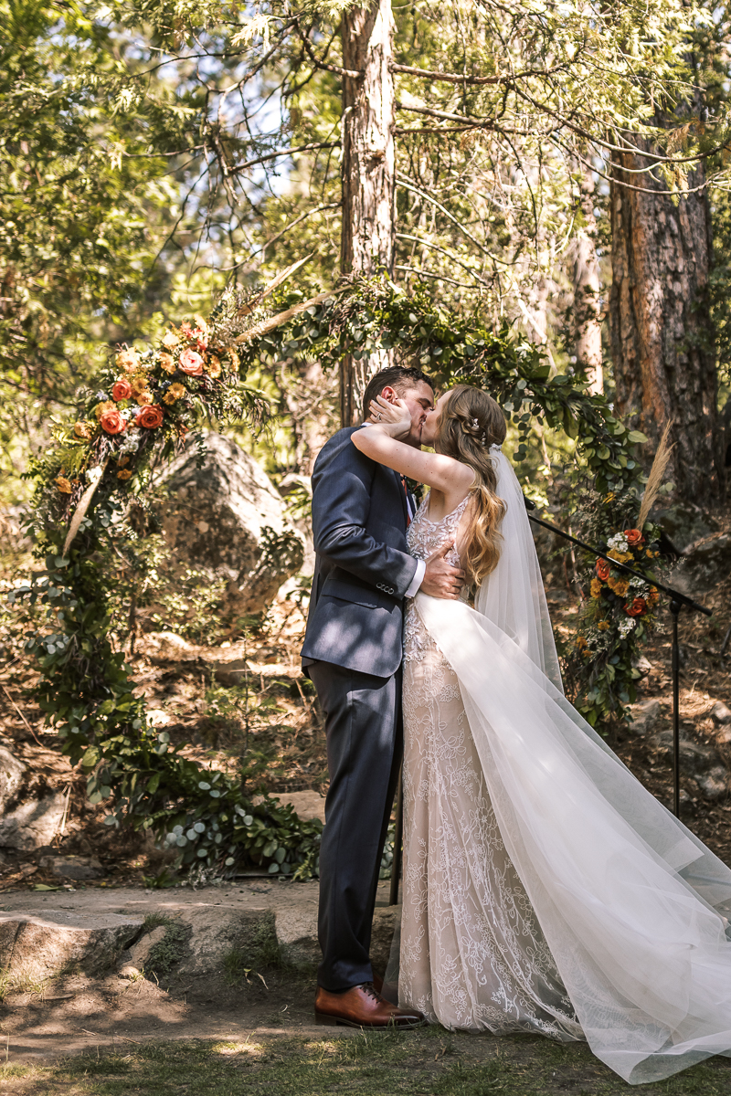 Evergreen-Lodge-Yosemite-Summer-wedding-117