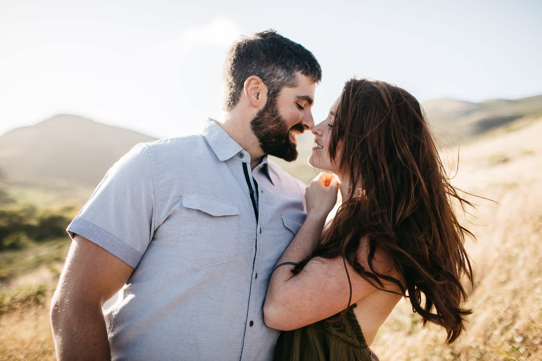 marin-headlands-rodeo-beach-lifestyle-laughter-engagement-session-5