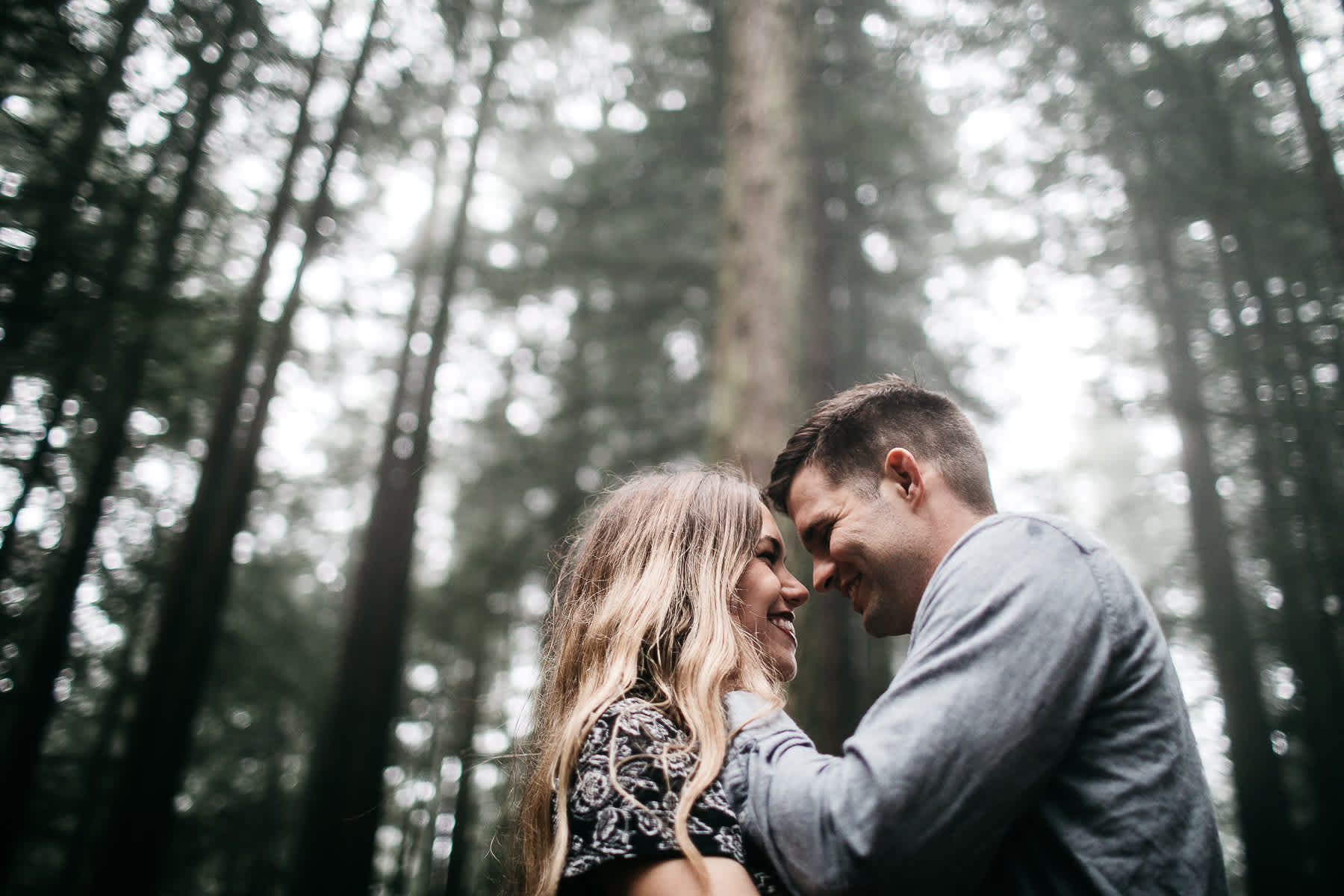 mt-tam-california-foggy-fall-engagement-hills-redwood-engagement-session-23