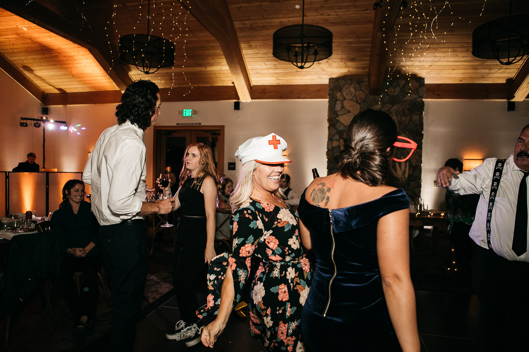 yosemite-rush-creek-fall-wedding-goldendoodle-123