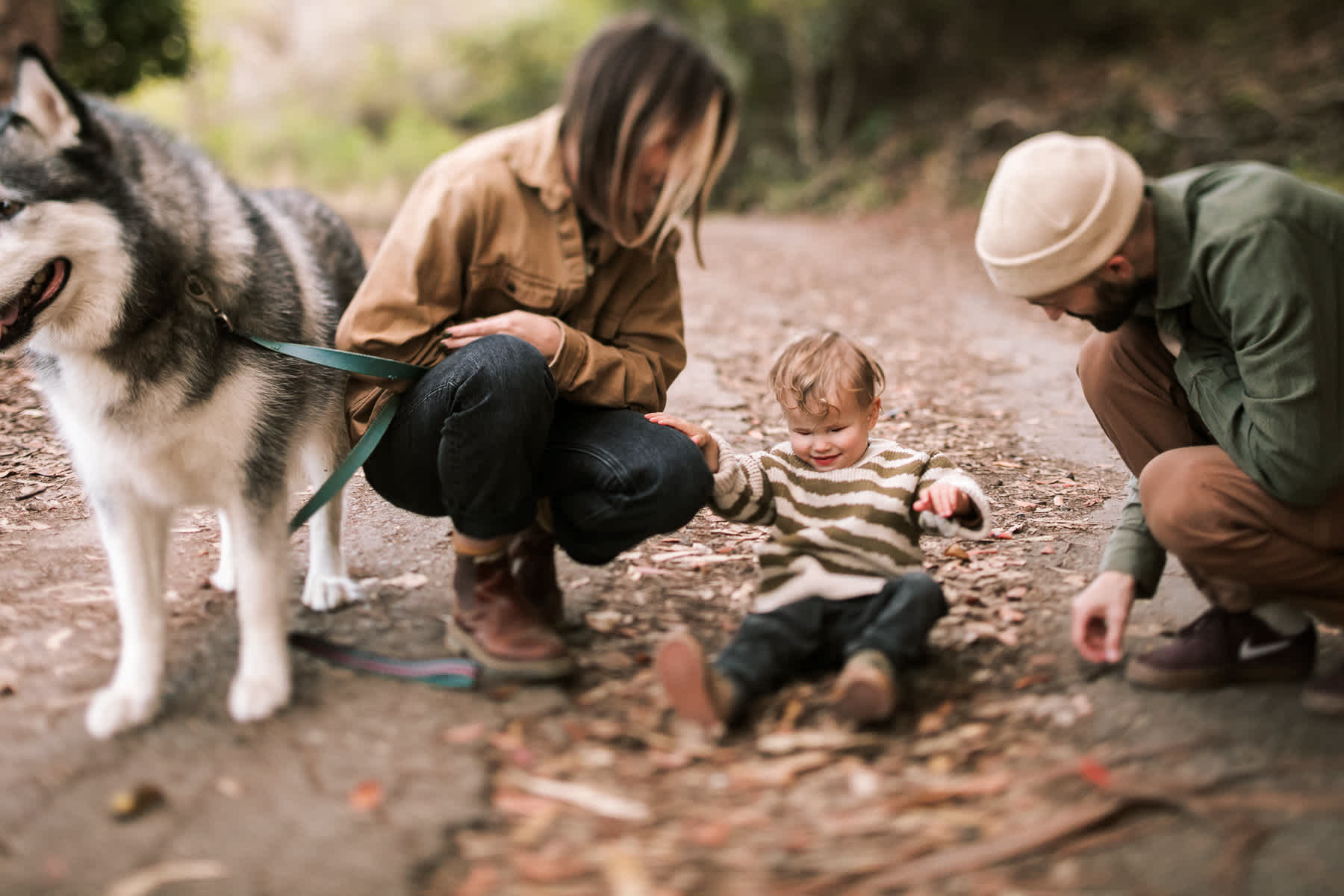 pacifica-eucalyptus-fall-family-lifestyle-session-50