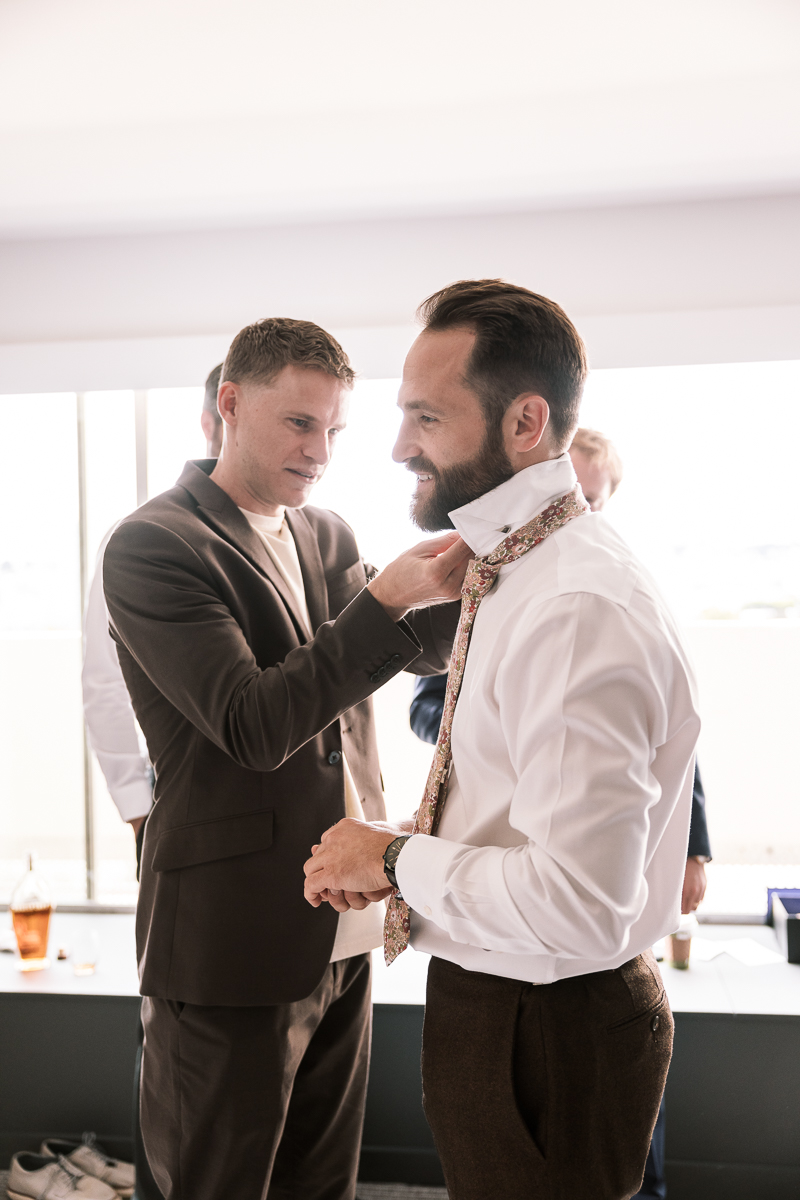 san-francisco-presidio-urban-wedding-trolley-ride-10