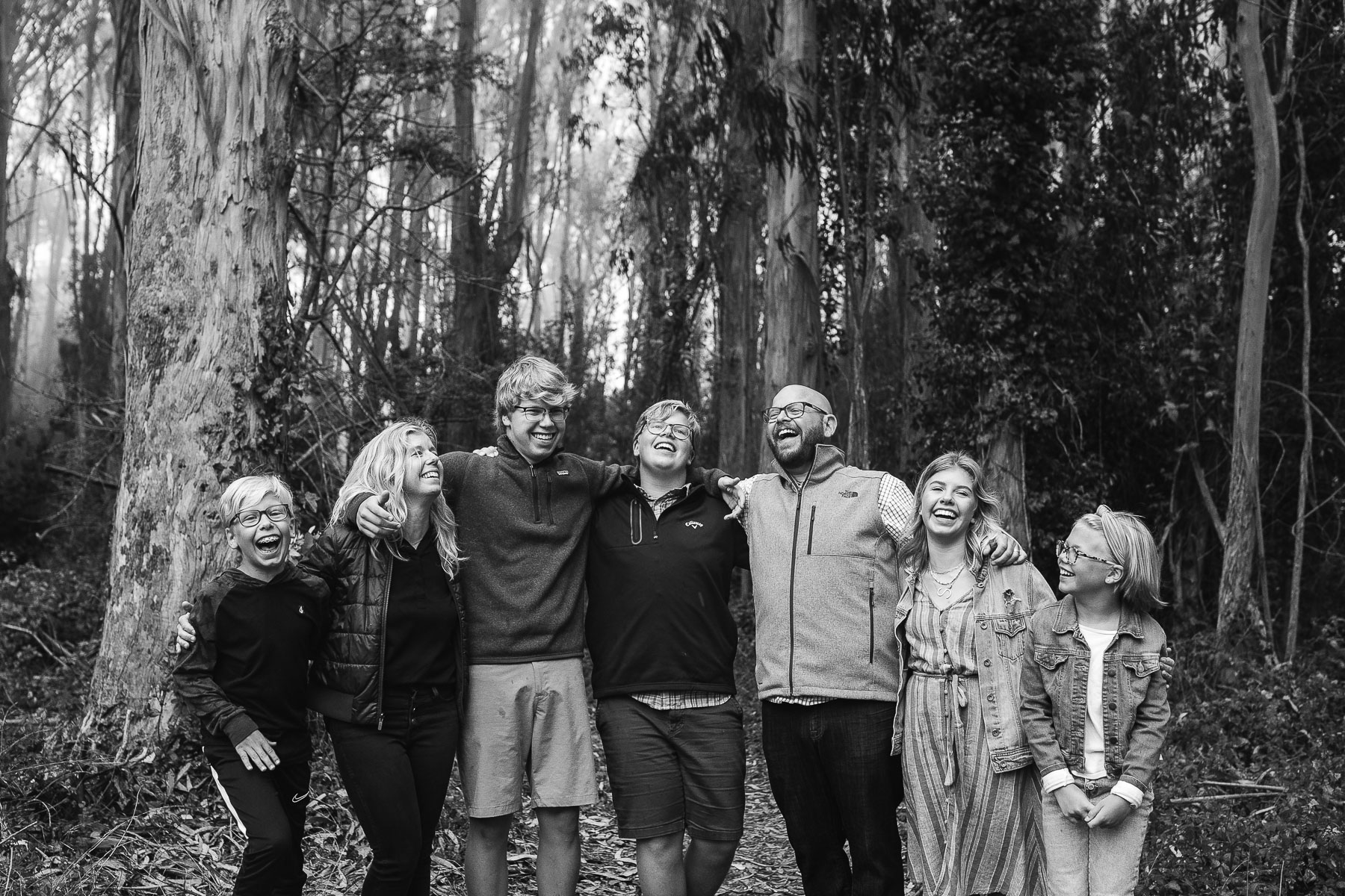 van-family-session-foggy-presidio-sf-15