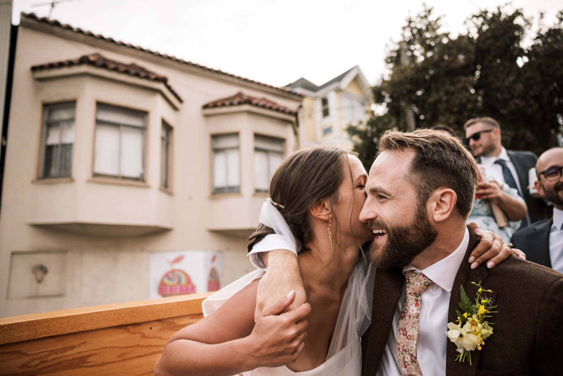 san-francisco-presidio-urban-wedding-trolley-ride-131