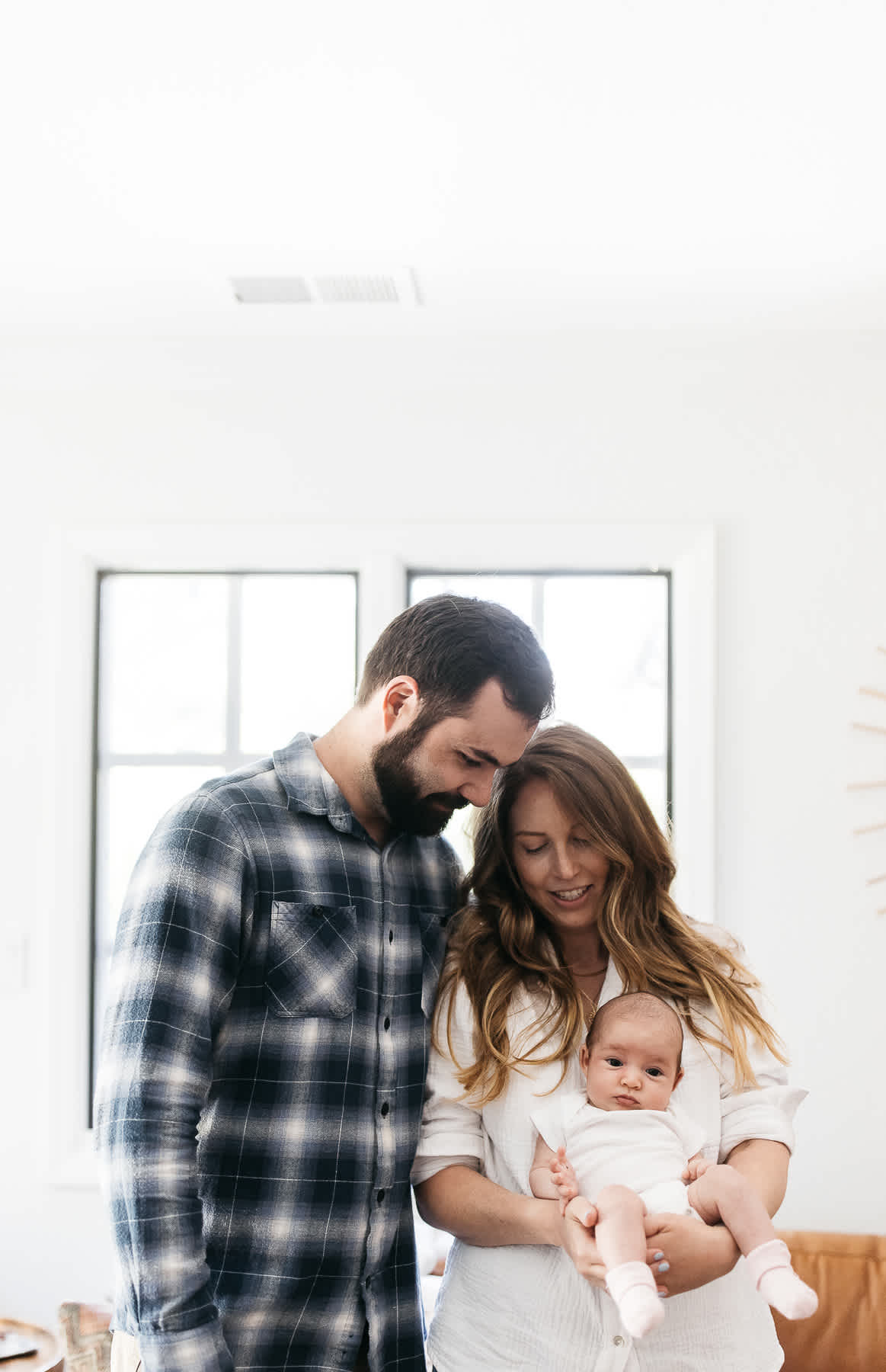 mountain-view-in-home-lifestyle-newborn-session-10