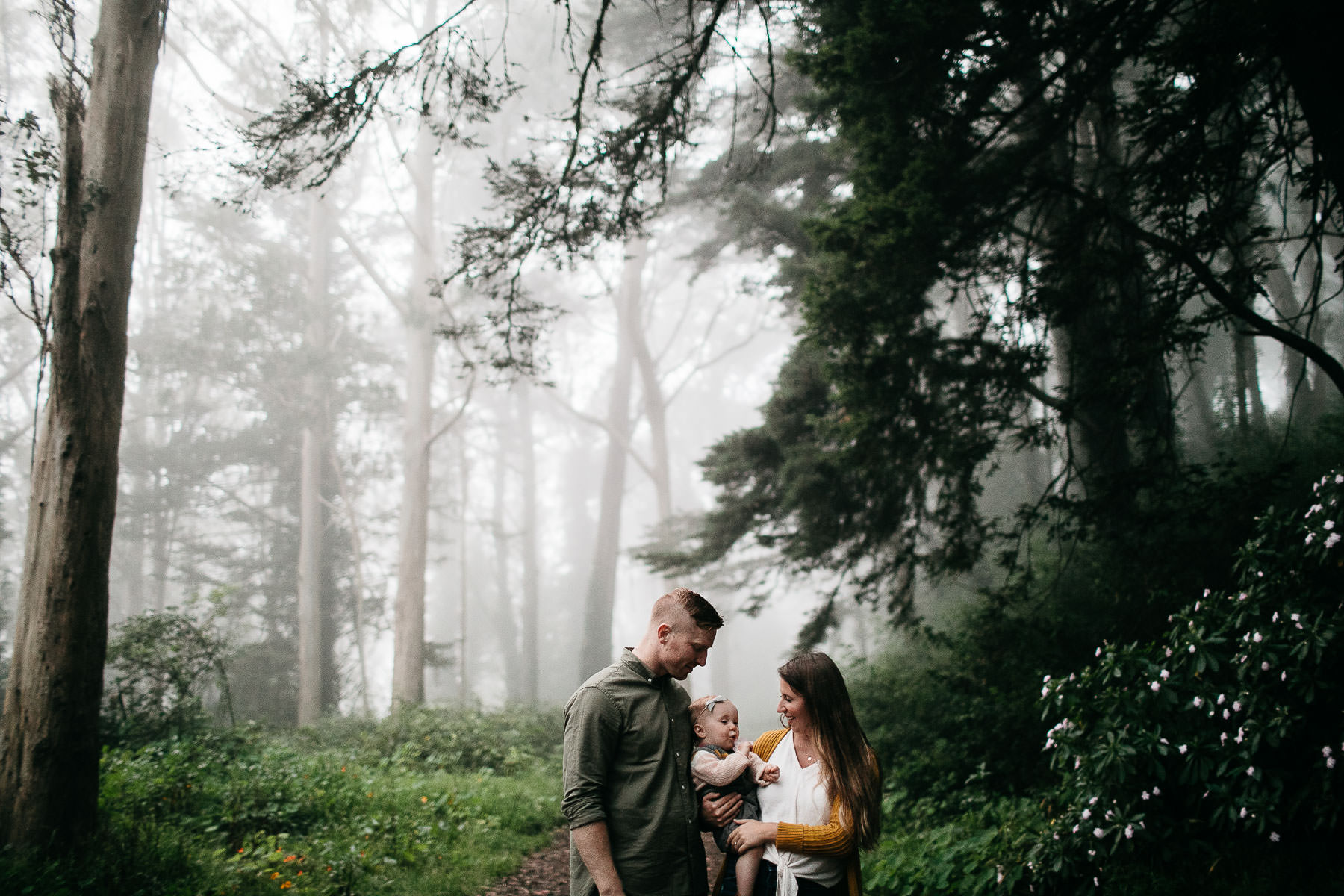 mt-davidson-foggy-family-session-39