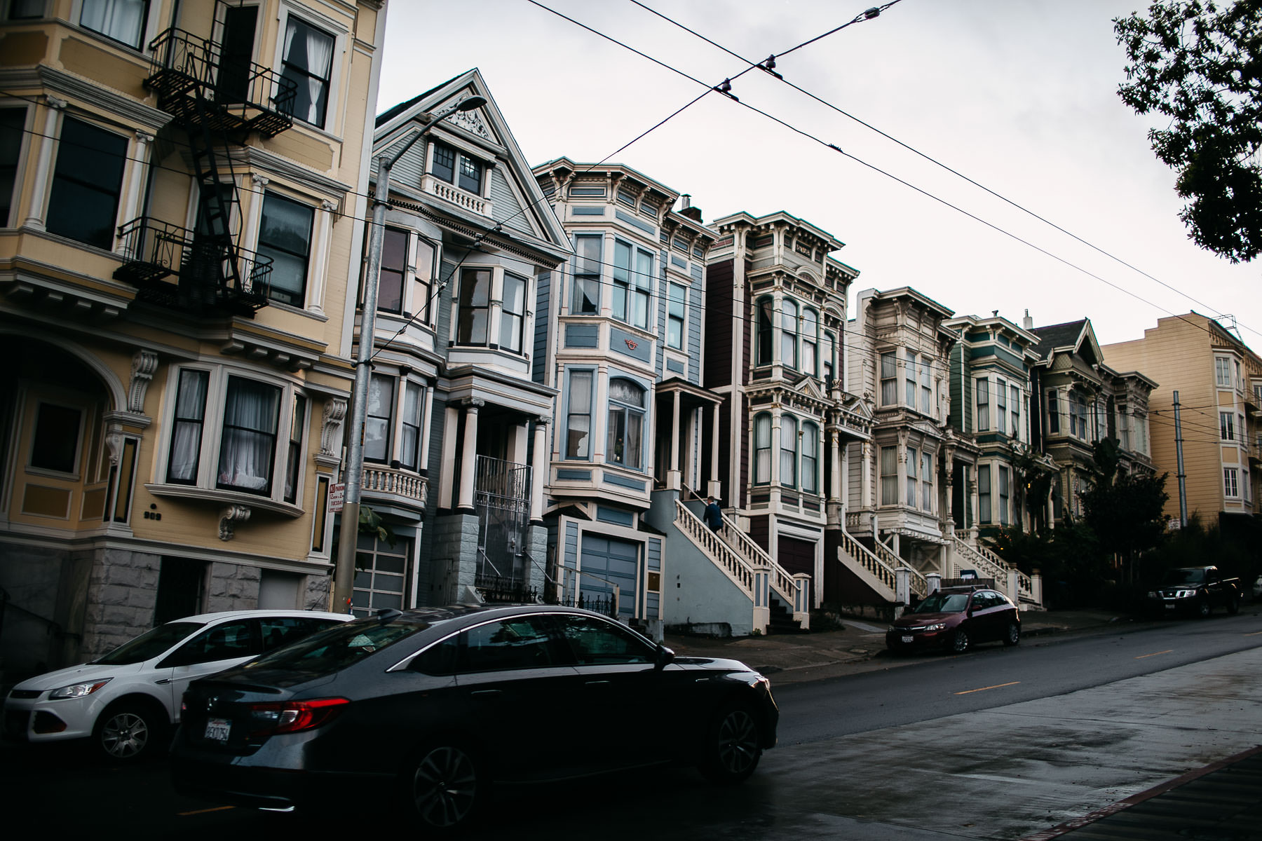 san-francisco-in-home-lifestyle-family-session-rainy-neighborhood-1