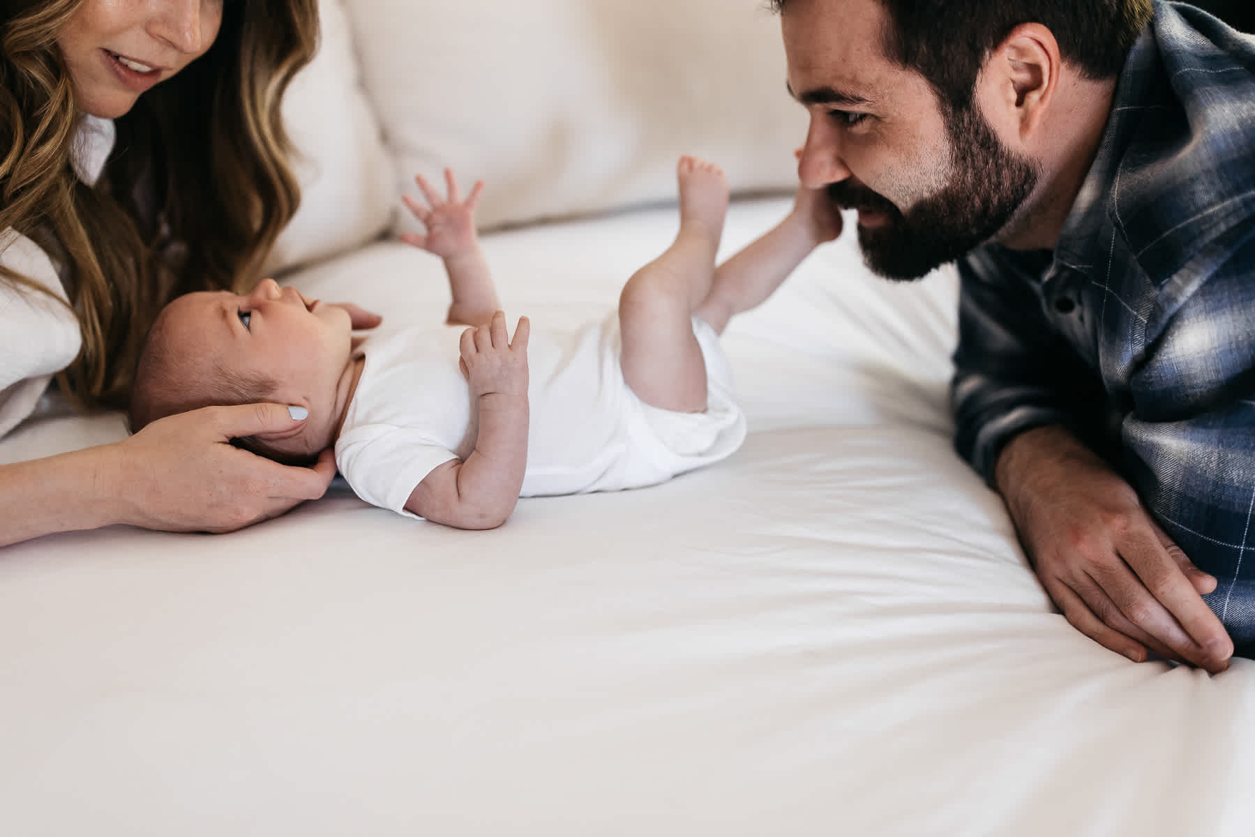 mountain-view-in-home-lifestyle-newborn-session-27