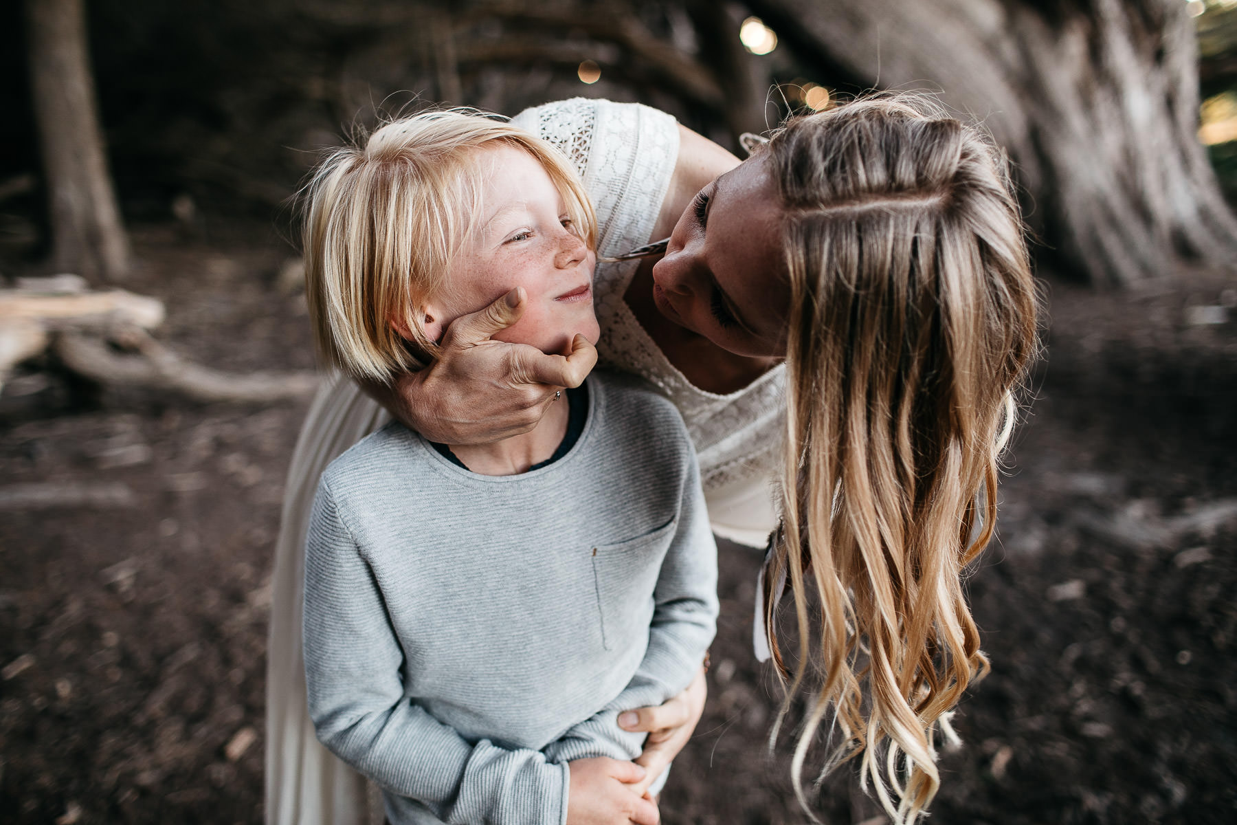 half-moon-bay-golden-cliffside-family-session-34