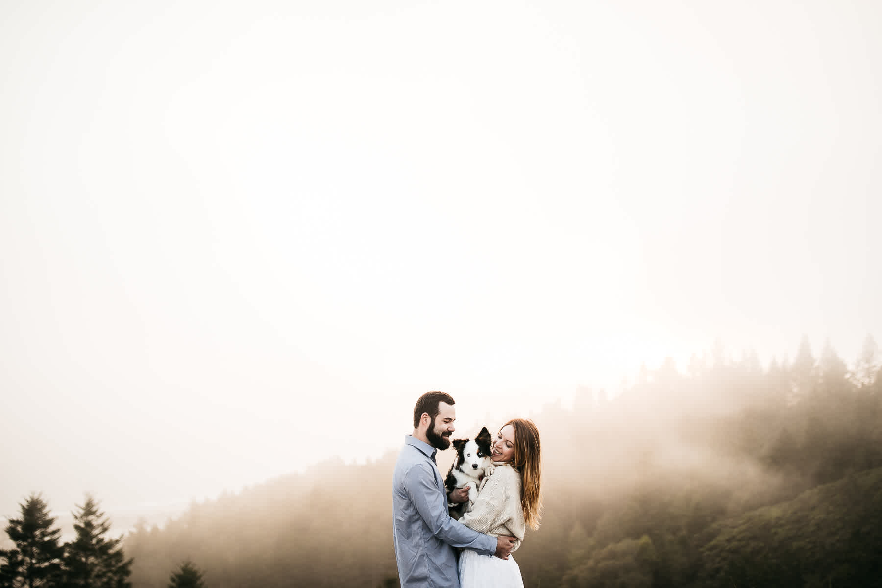 mt-tam-foggy-winter-engagement-session-australian-shepherd-puppy-32