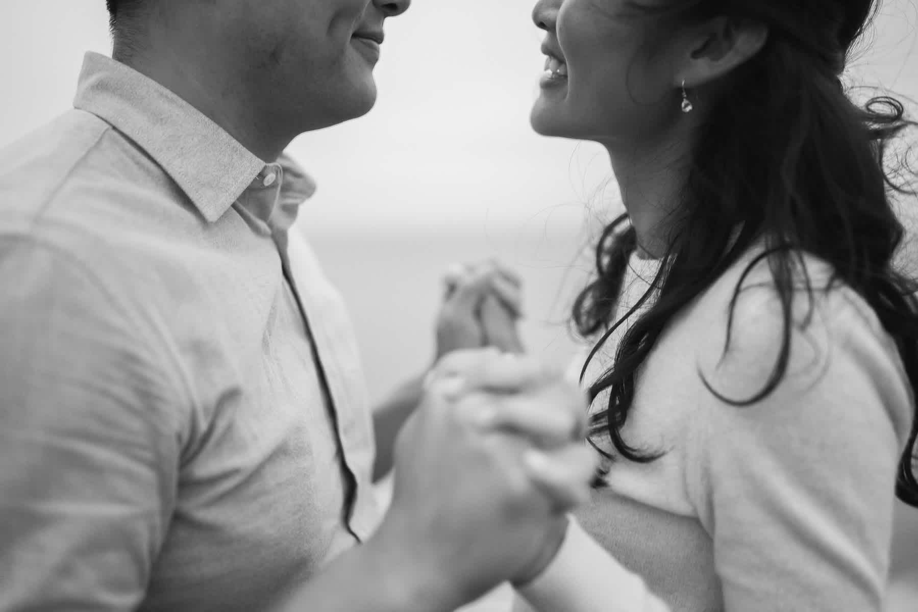 fort-funston-gloomy-fall-engagement-session-50