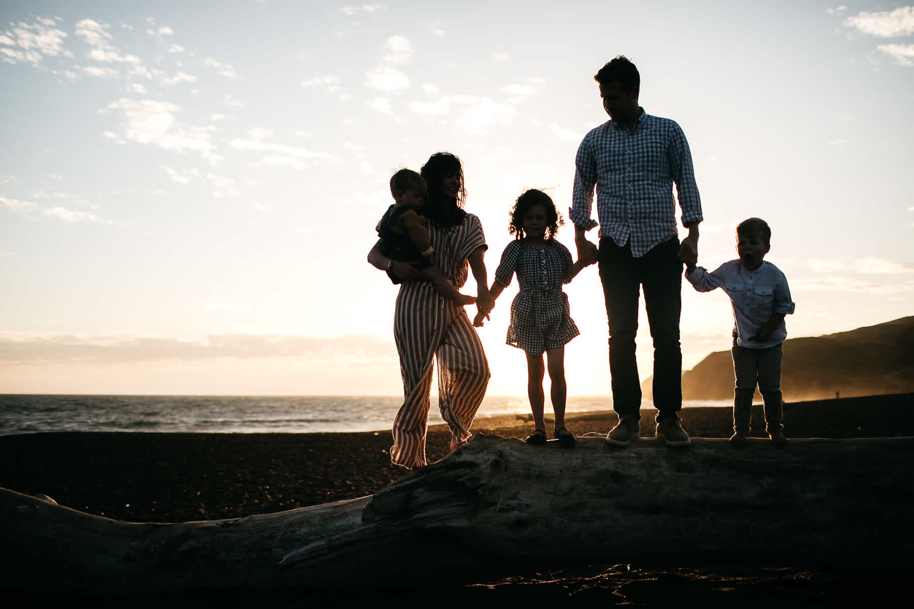 rodeo-beach-california-hills-lifestyle-family-session-50