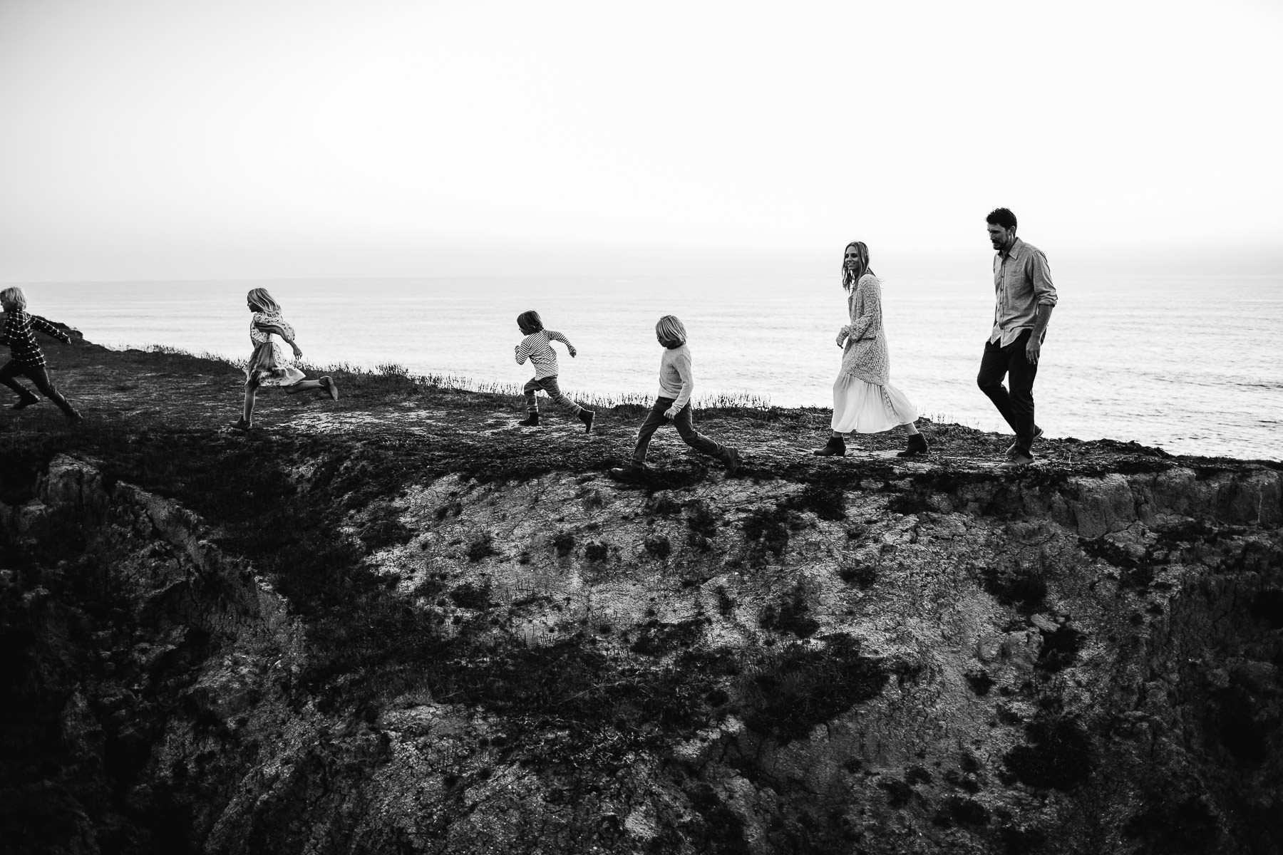 half-moon-bay-golden-cliffside-family-session-59