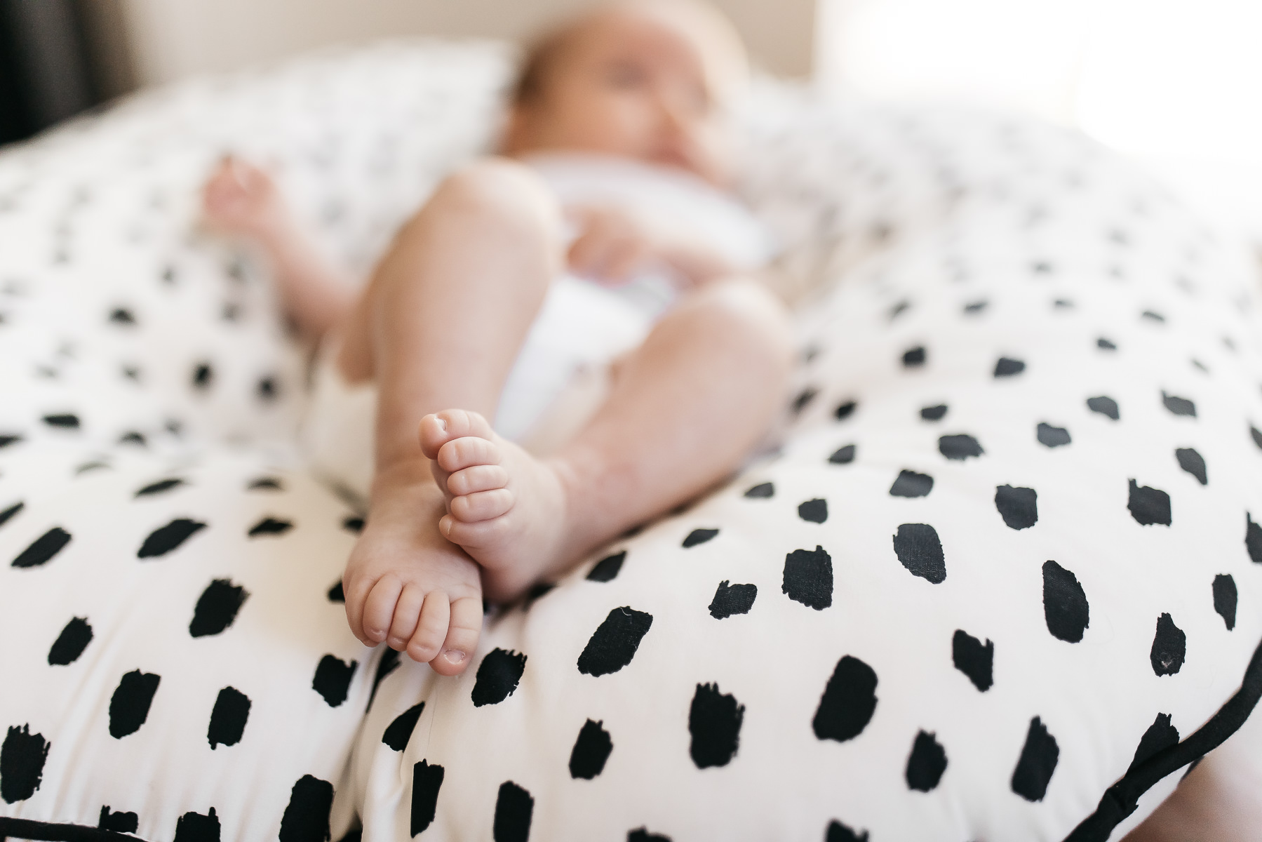 mountain-view-in-home-lifestyle-newborn-session-13