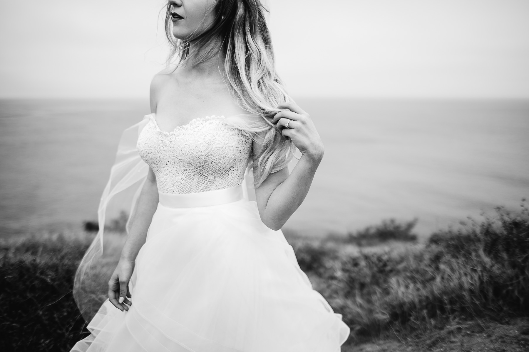 malibu-gloomy-summer-romantic-wedding-22