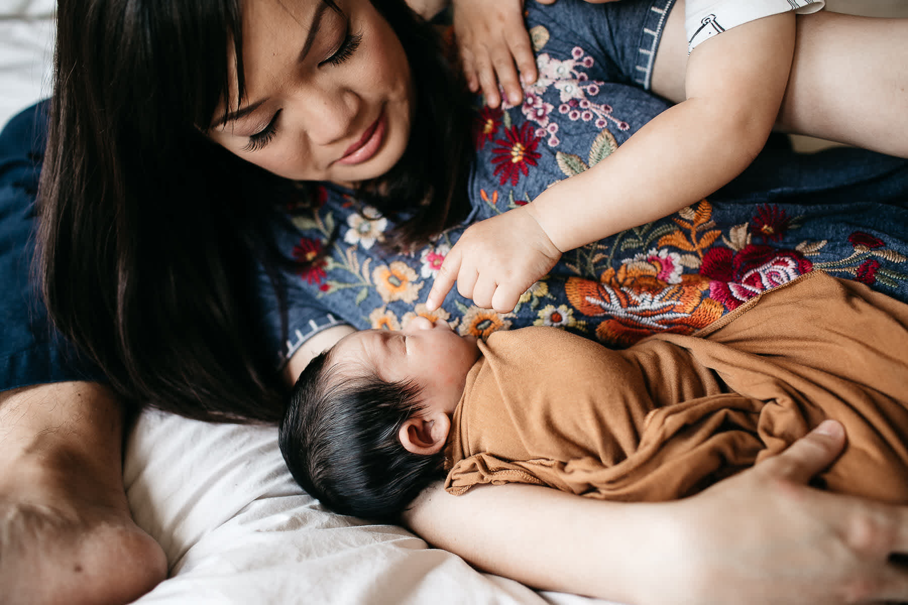 san-jose-family-lifestyle-newborn-rainy-day-shoot-11
