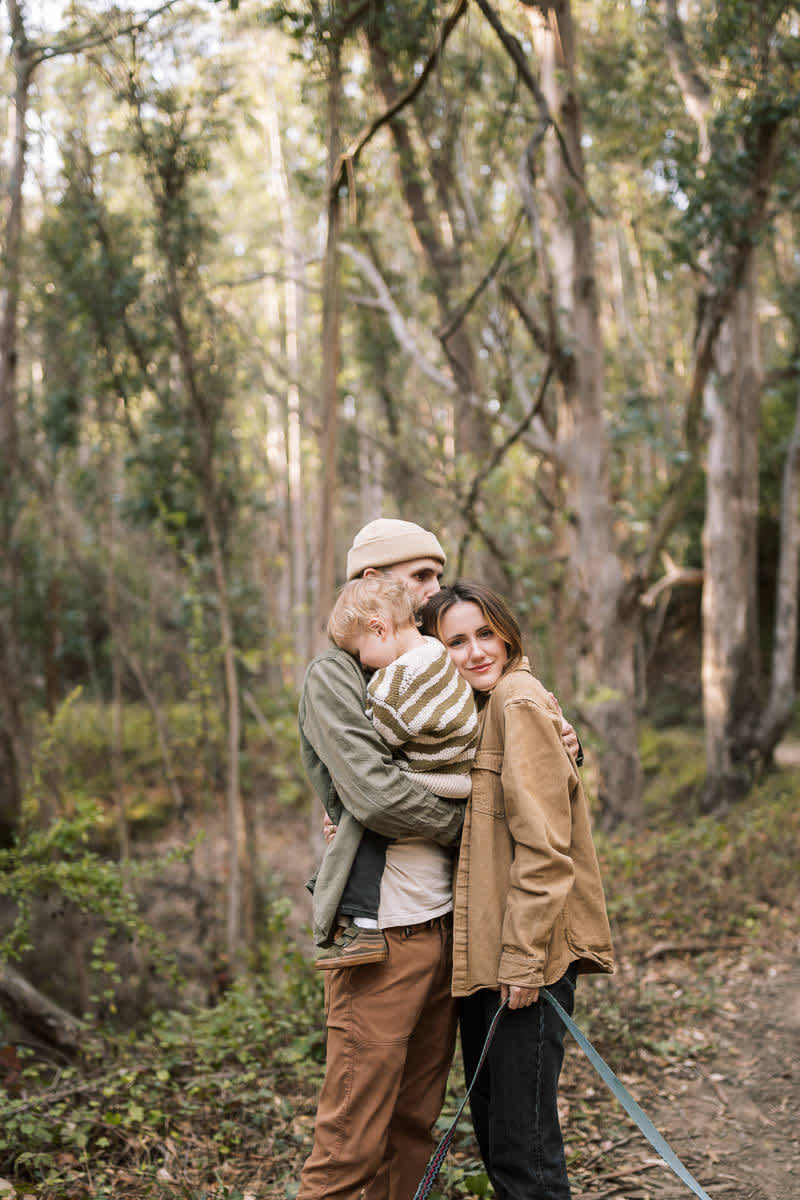 pacifica-eucalyptus-fall-family-lifestyle-session-13