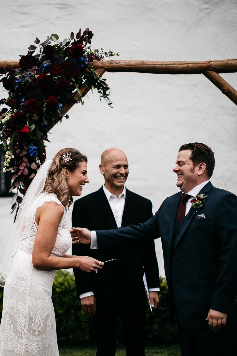 muir-beach-pelican-inn-foggy-wedding-49