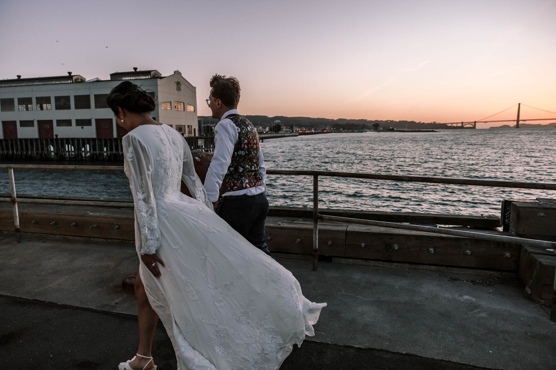 San-Francisco-Gallery-308-disco-balls-graphic-designer-wedding-155