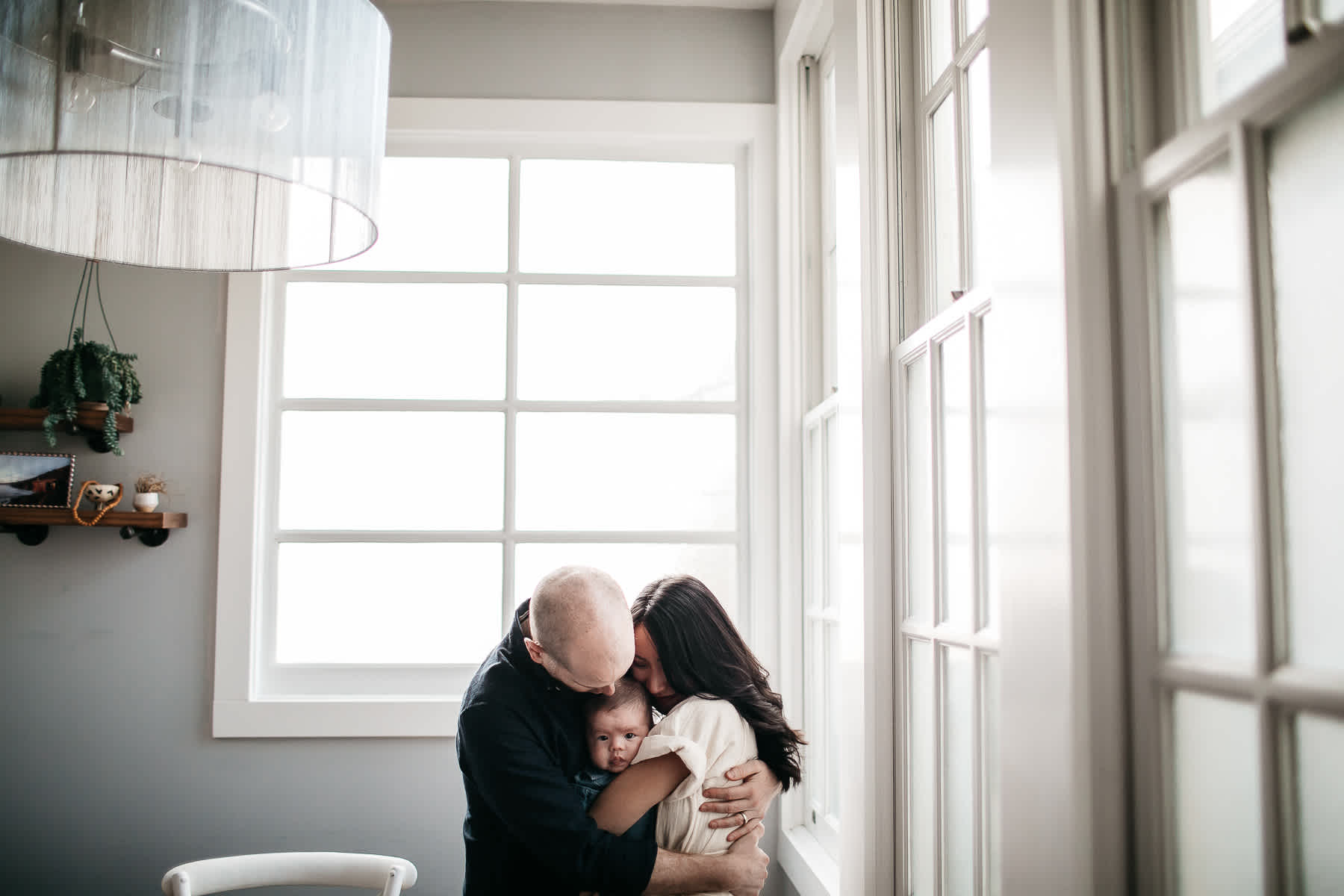 san-francisco-in-home-lifestyle-family-session-rainy-neighborhood-13