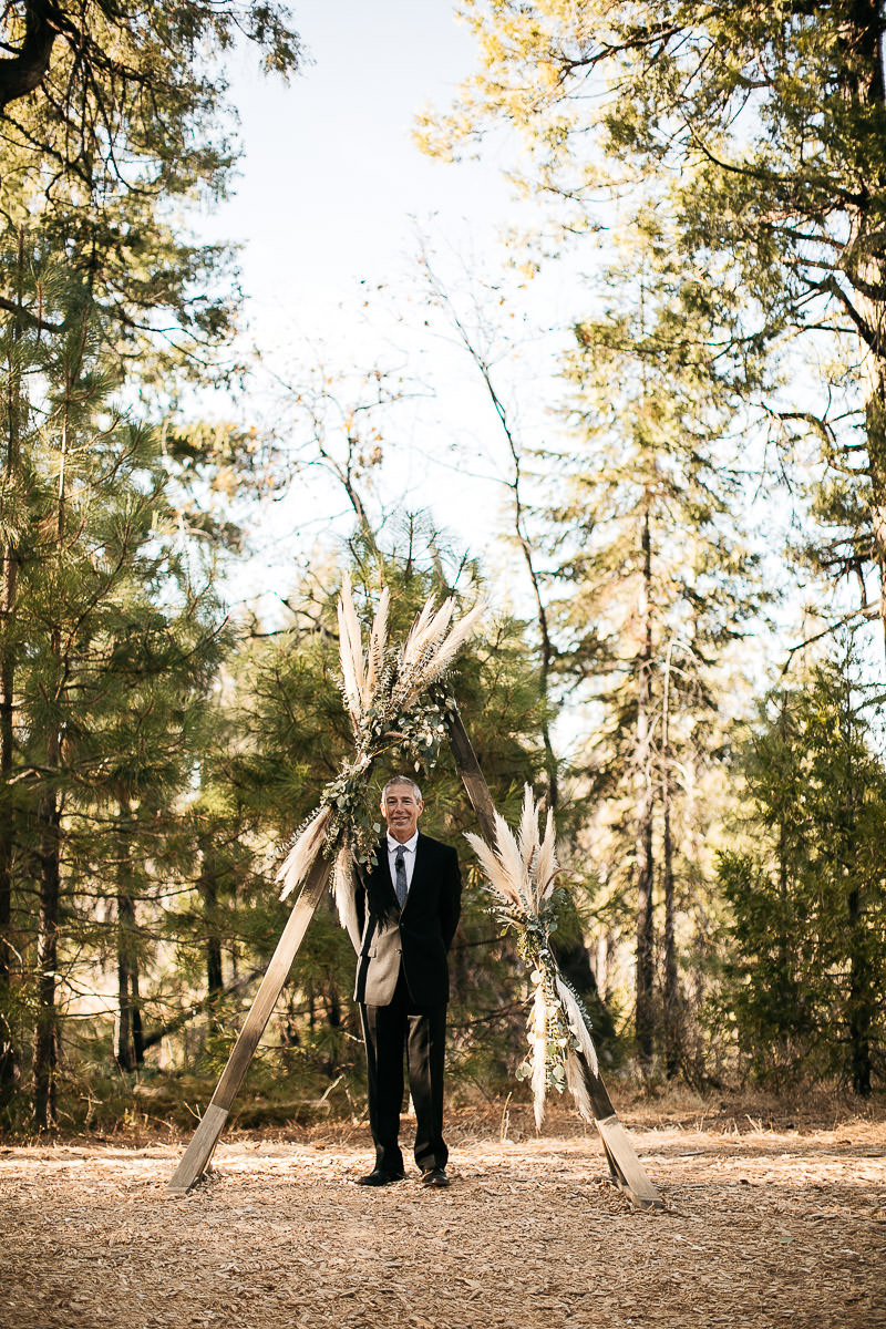 yosemite-rush-creek-fall-wedding-goldendoodle-32