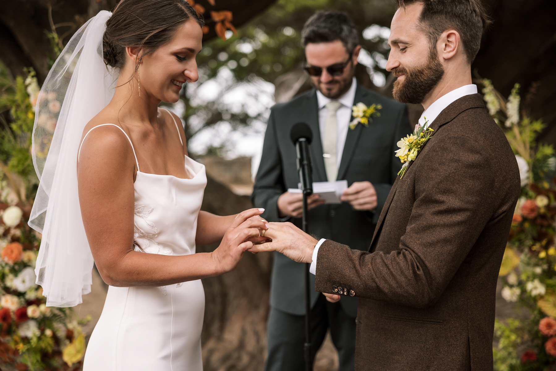 san-francisco-presidio-urban-wedding-trolley-ride-112