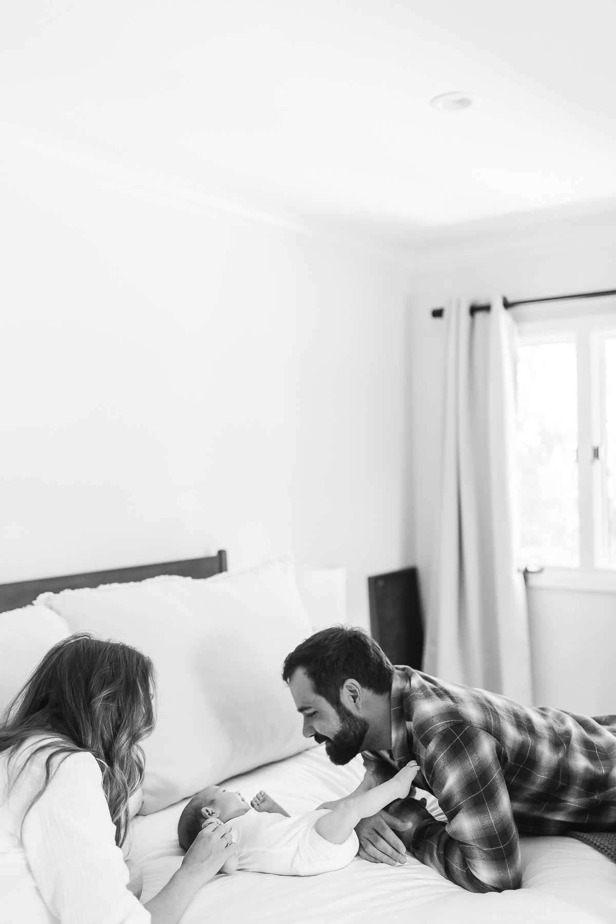 mountain-view-in-home-lifestyle-newborn-session-26