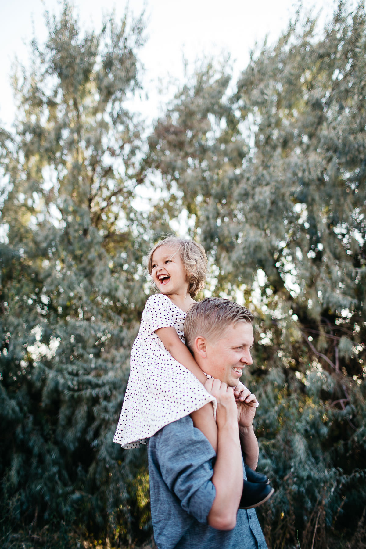 salt-lake-city-family-lifestyle-phtpographer-golden-field-16