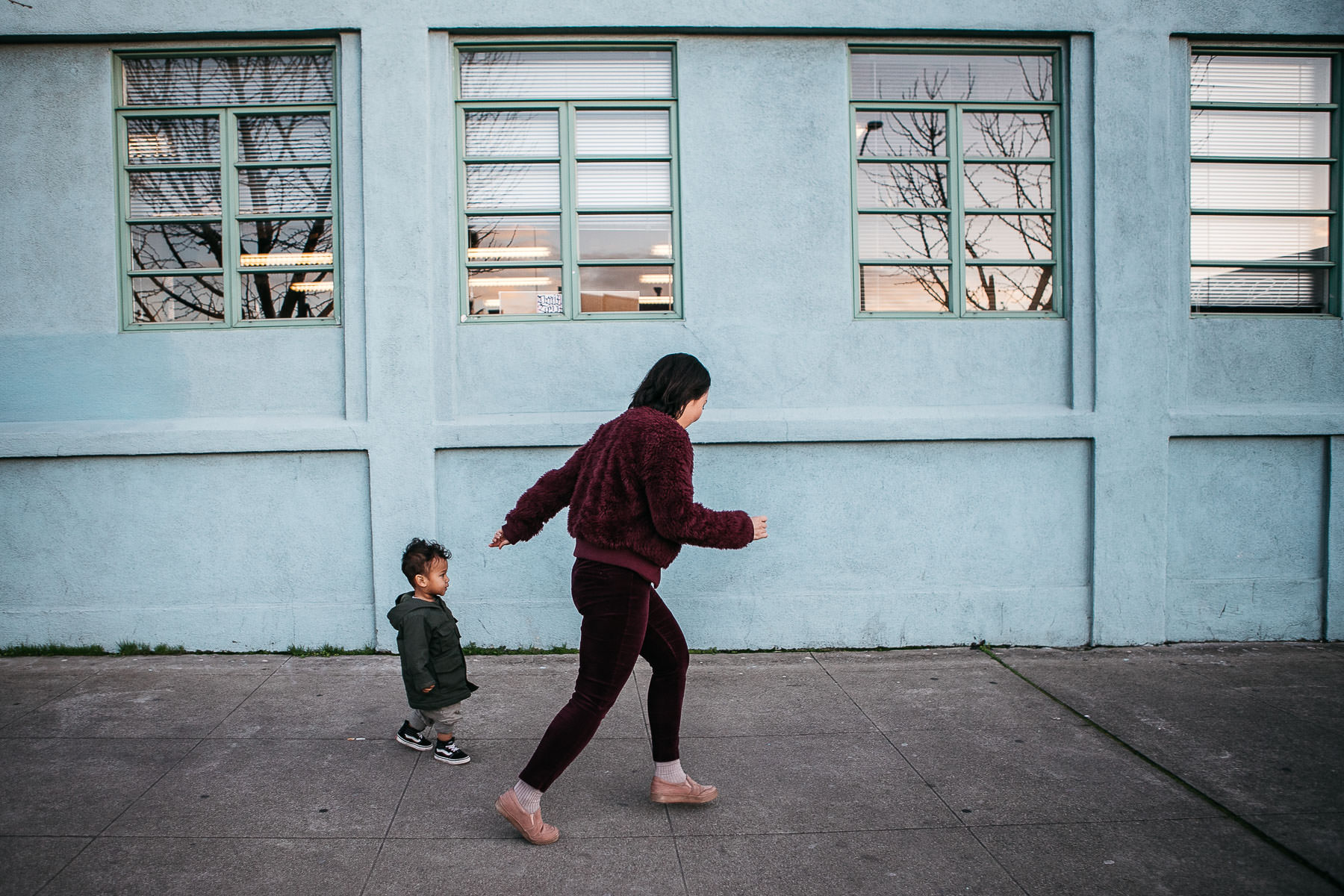 downtown+oakland+family+session+urban-industrial-session-24