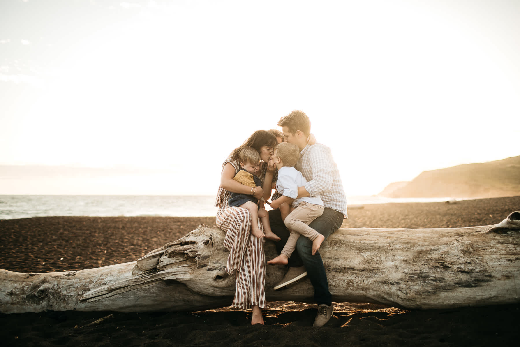 rodeo-beach-california-hills-lifestyle-family-session-52