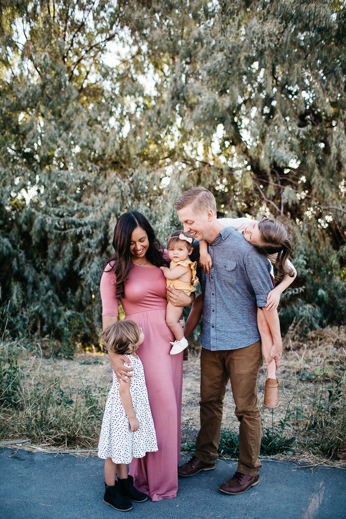 salt-lake-city-family-lifestyle-phtpographer-golden-field-15