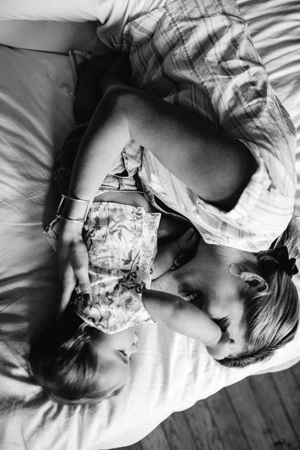 san-francisco-gloomy-spring-one-year-old-lifestyle-family-session-60