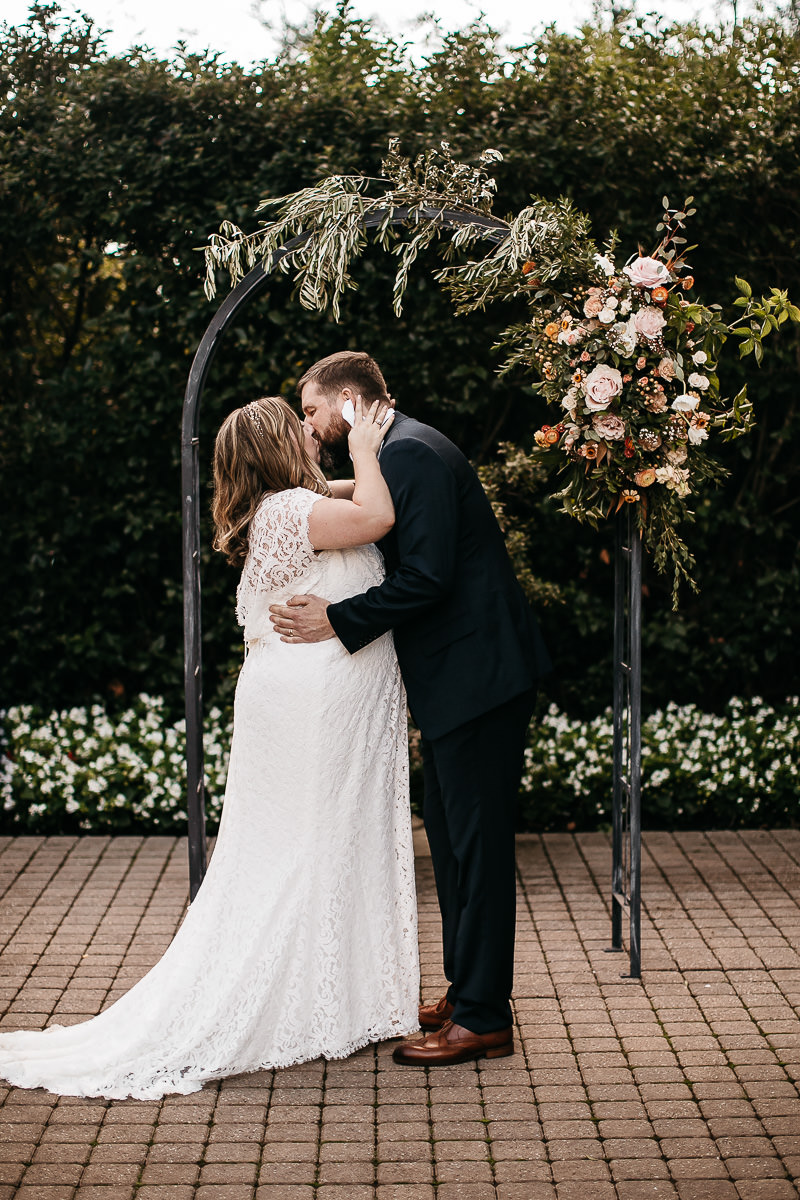 Healdsburg-ca-madrona-manor-fall-wedding-69