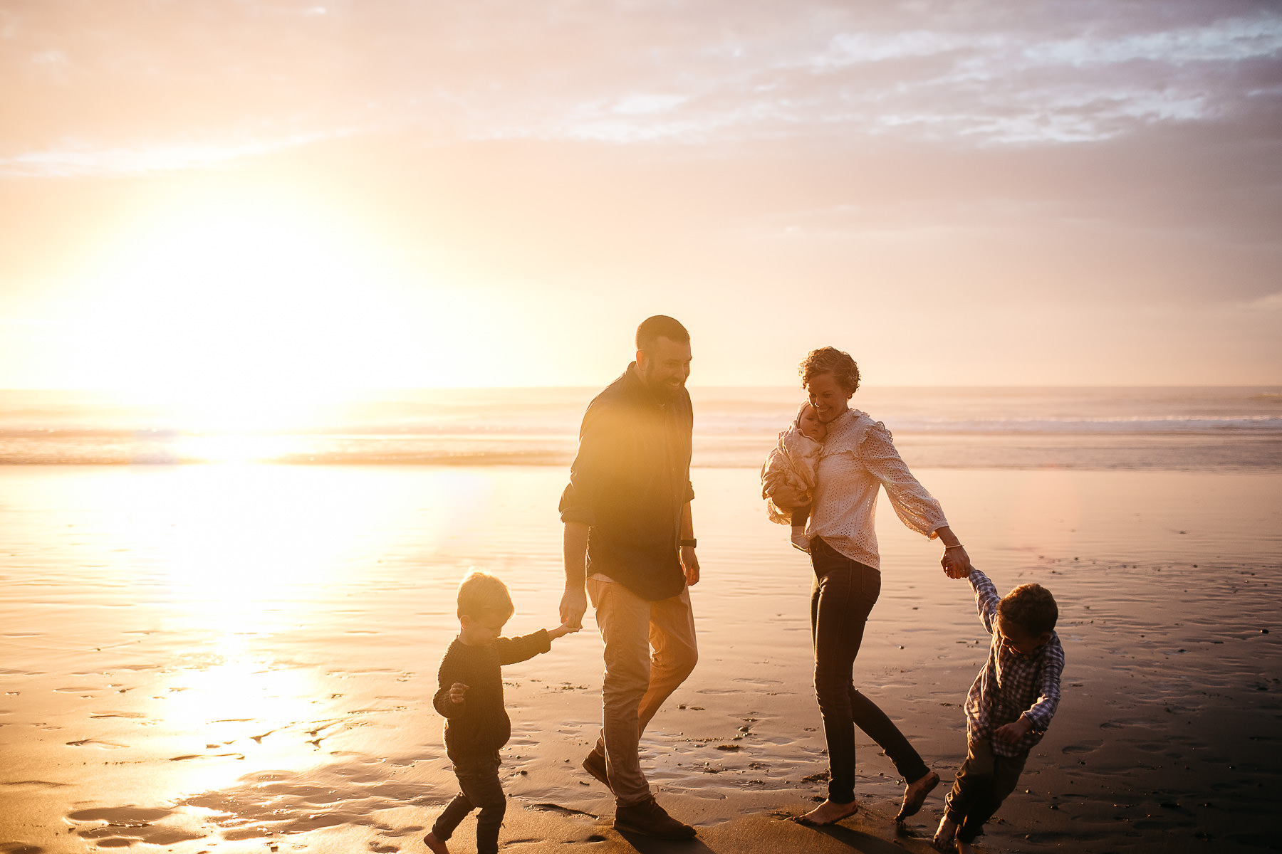 cloudy-fort-funston-winter-lifestyle-family-session-38