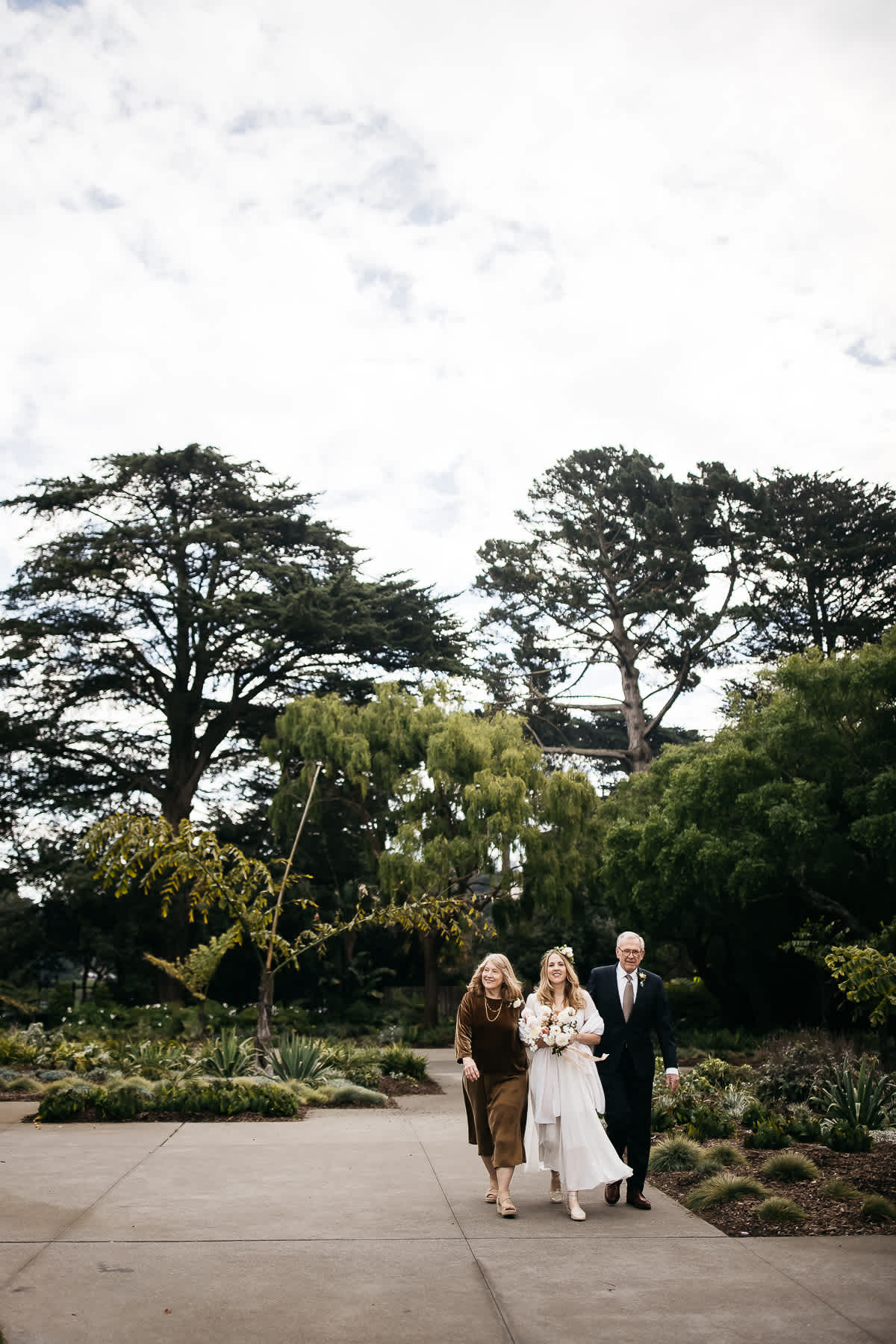 golden-gate-park-celebratory-garden-micro-wedding-elopement-8