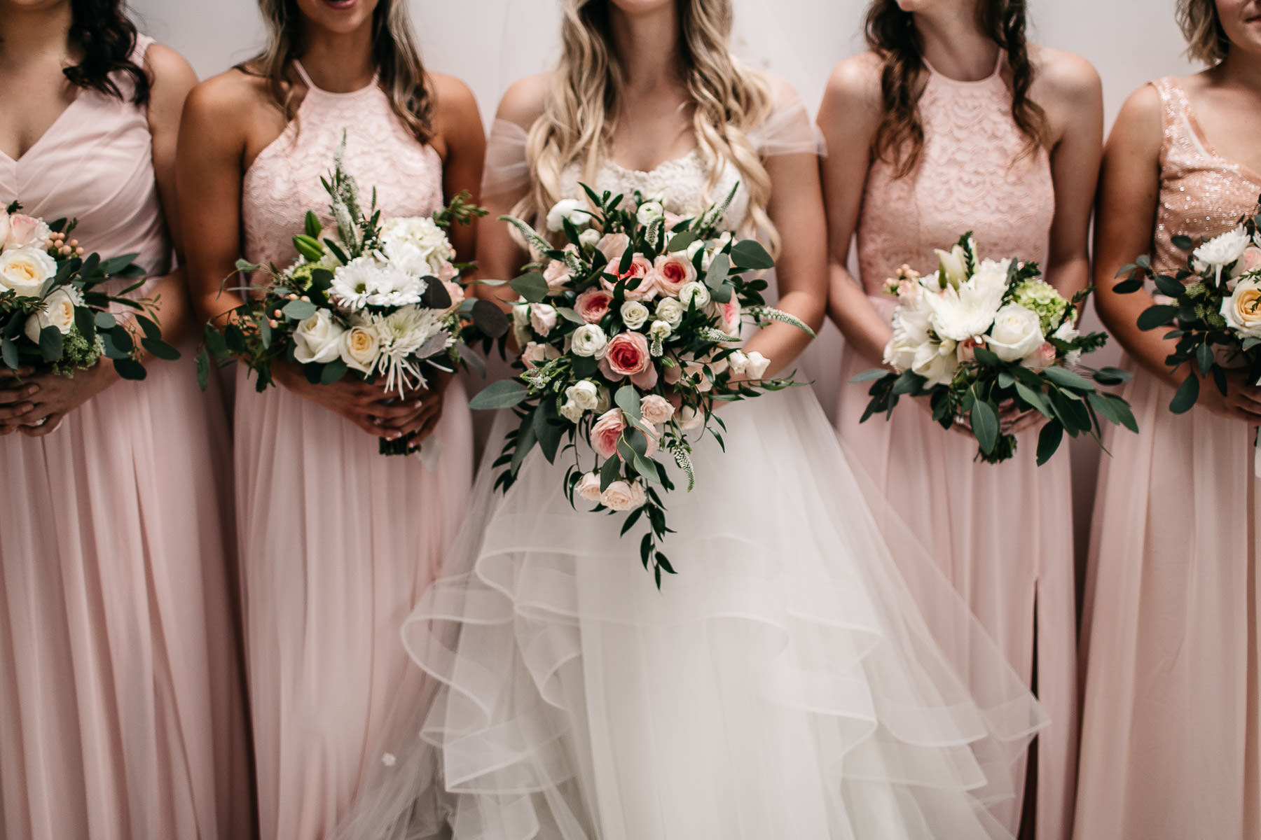 malibu-gloomy-summer-romantic-wedding-13