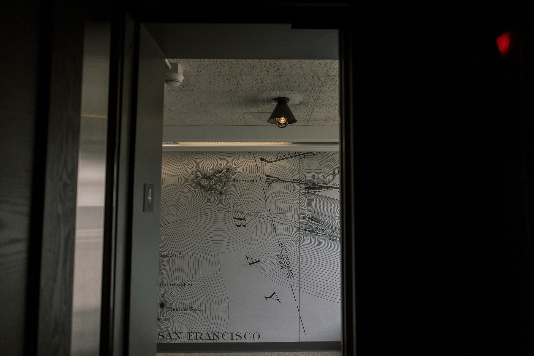 san-francisco-presidio-urban-wedding-trolley-ride-17