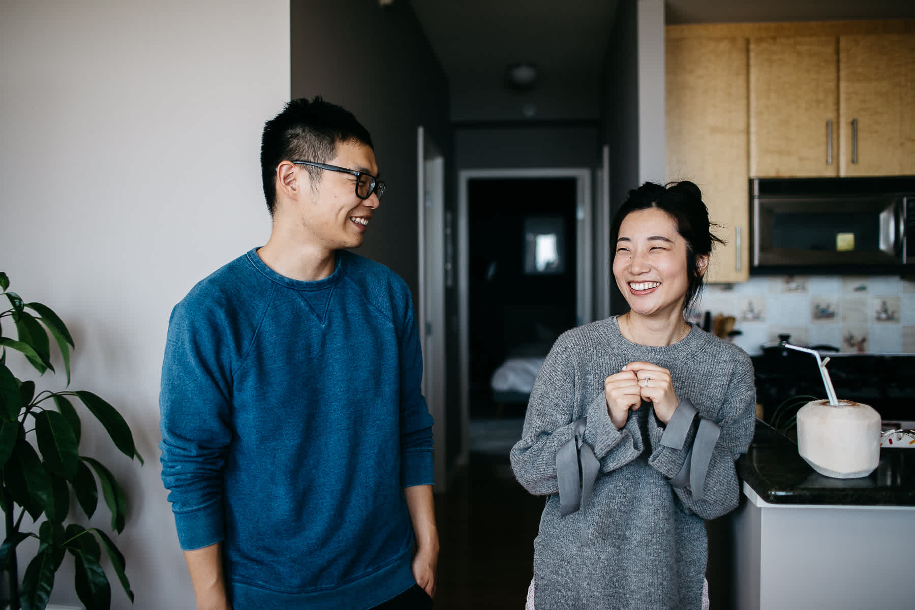 san-francisco-in-home-engagement-lifestyle-session-44