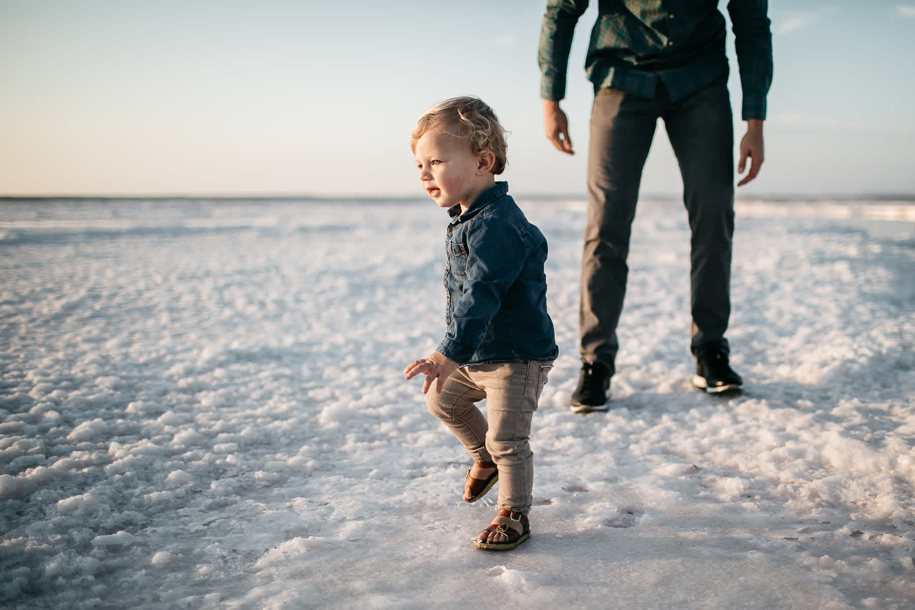 san-jose-ca-salt-flats-sunset-family-lifestyle-session-10