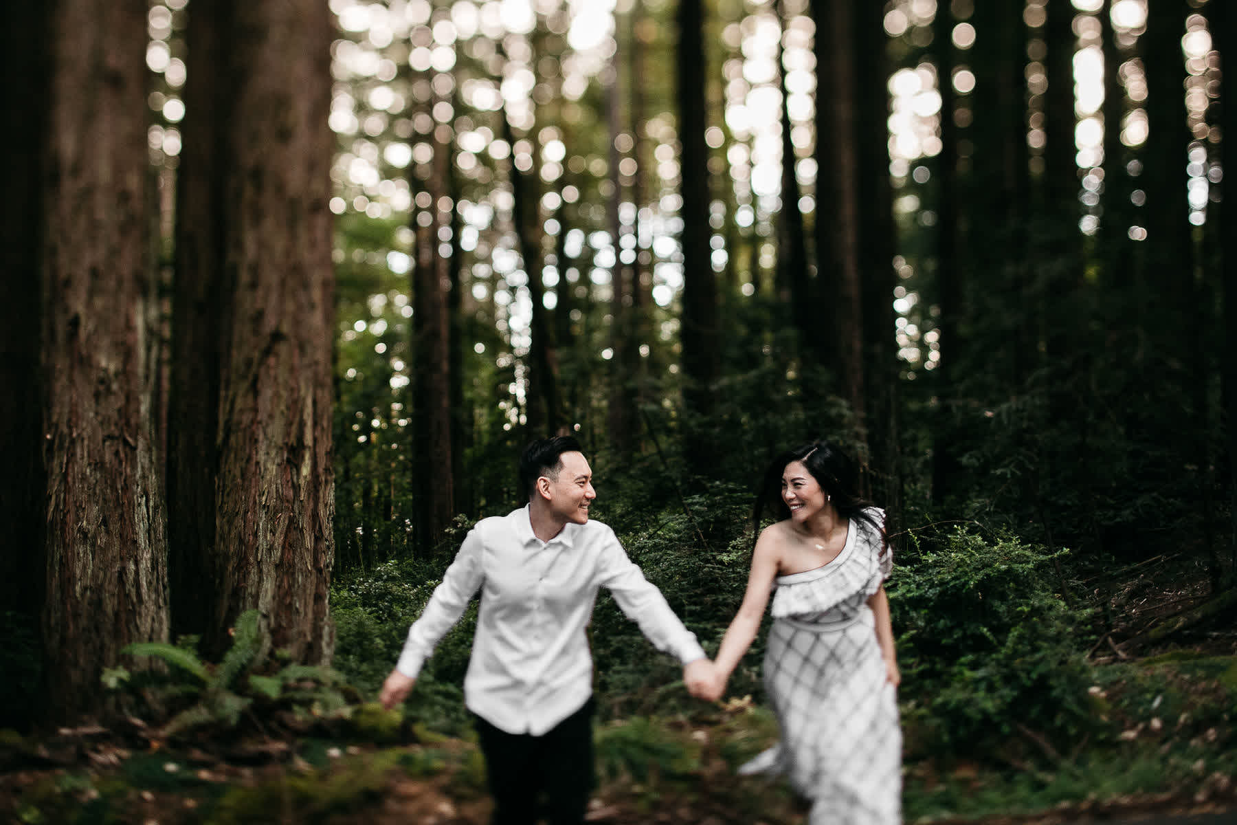 stinson-beach-muir-woods-sf-fun-quirky-engagement-session-13