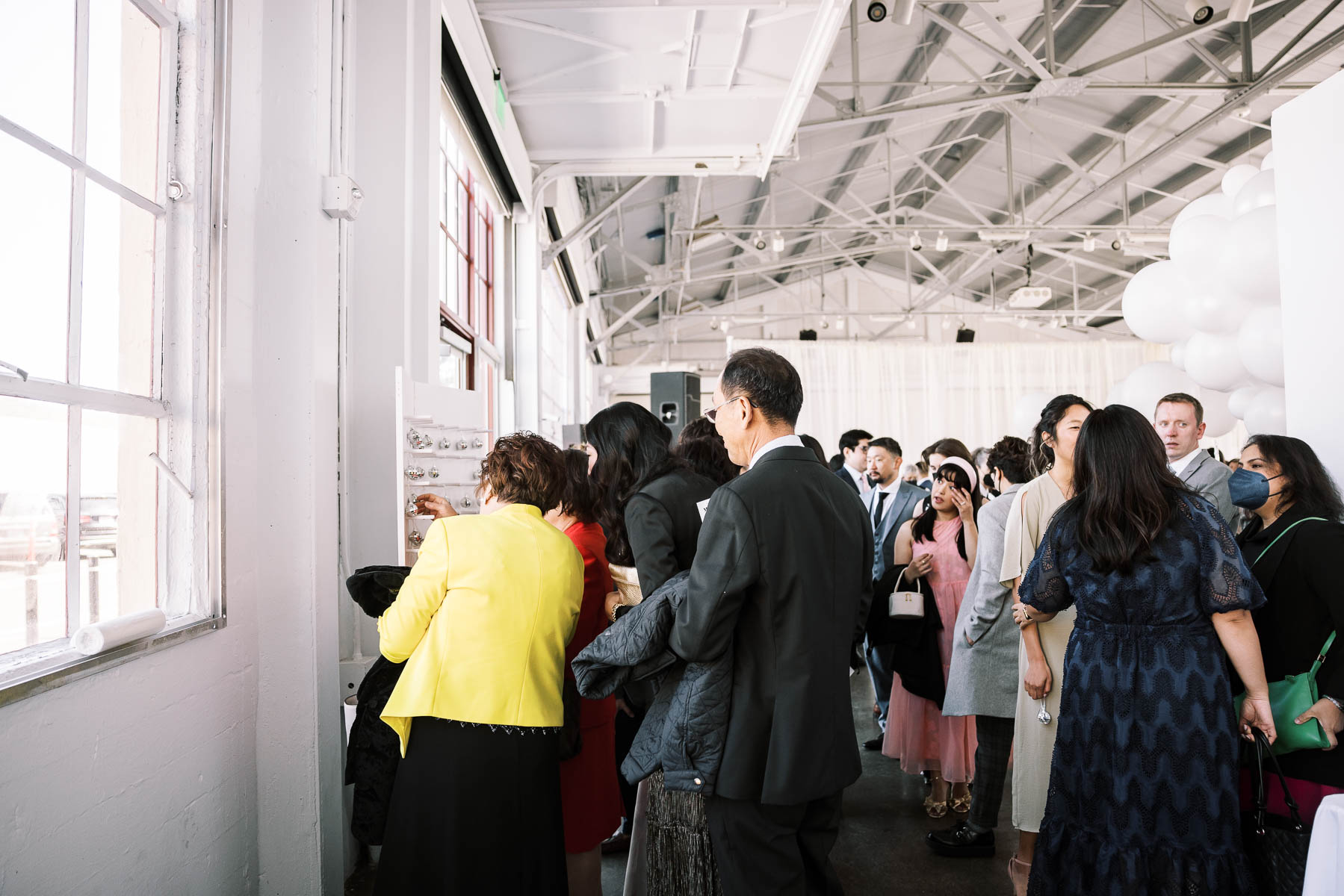 San-Francisco-Gallery-308-disco-balls-graphic-designer-wedding-66