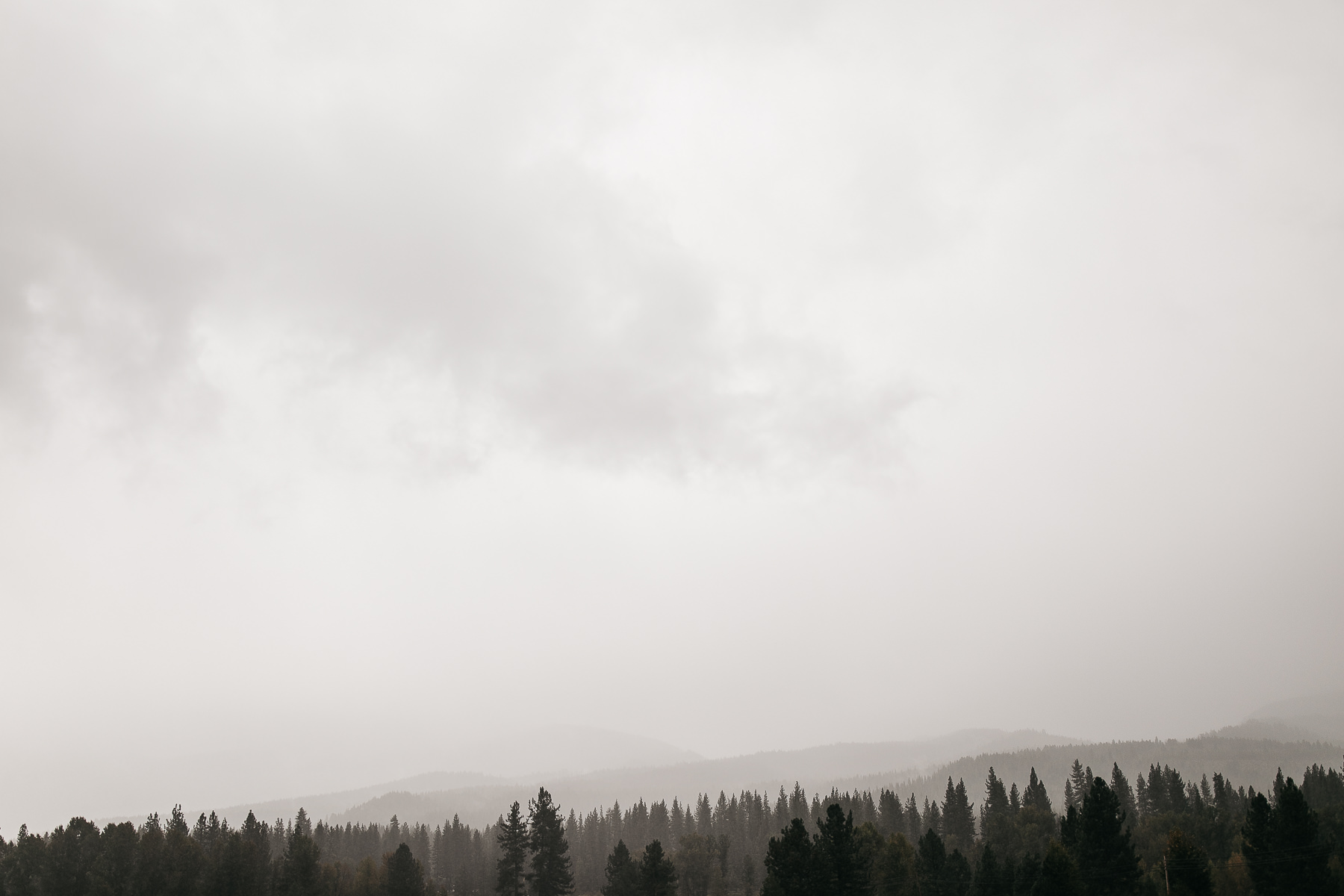 twenty-mile-house-fall-rainy-wedding-1