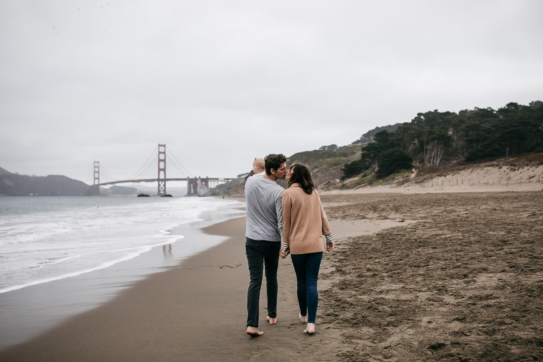 presidio-urban-family-baker-beach-cloudy-session-35