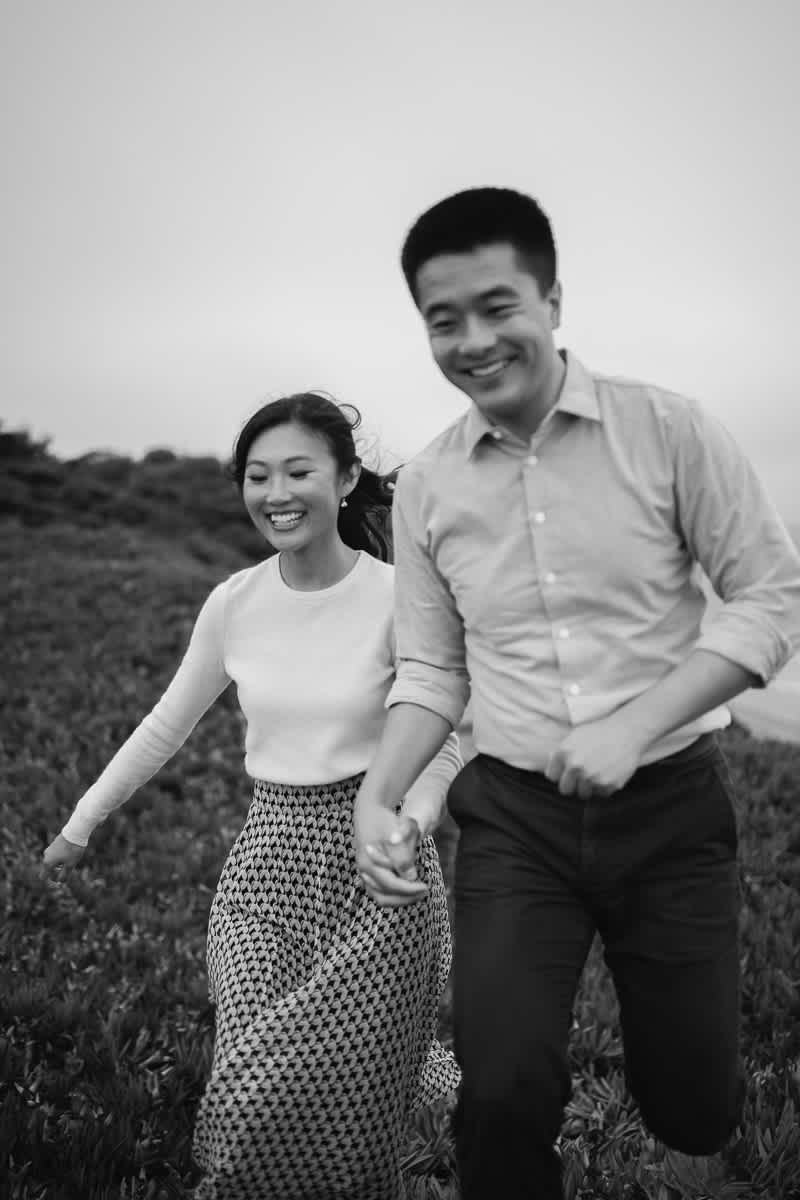 fort-funston-gloomy-fall-engagement-session-29