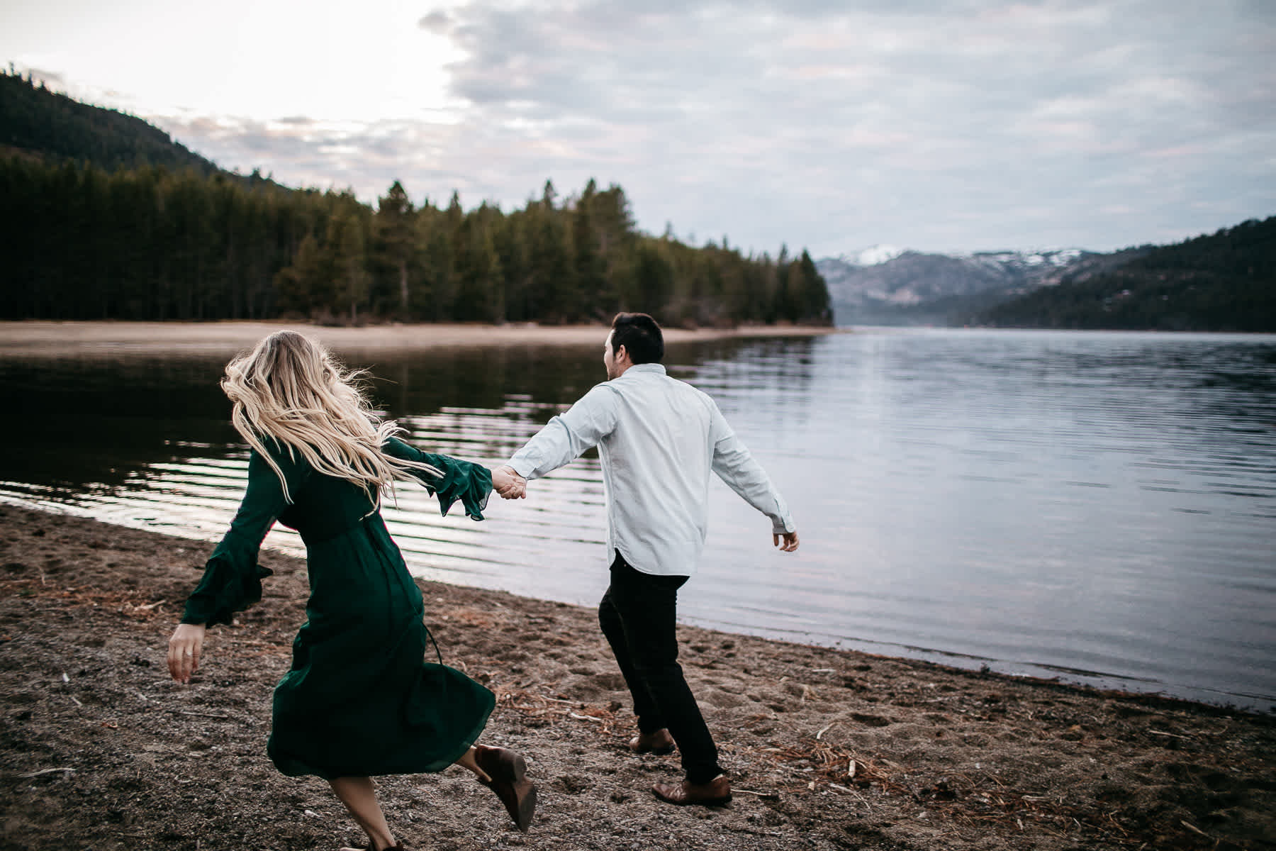 donner-lake-tahoe-national-forest-fall-engagement-session-44